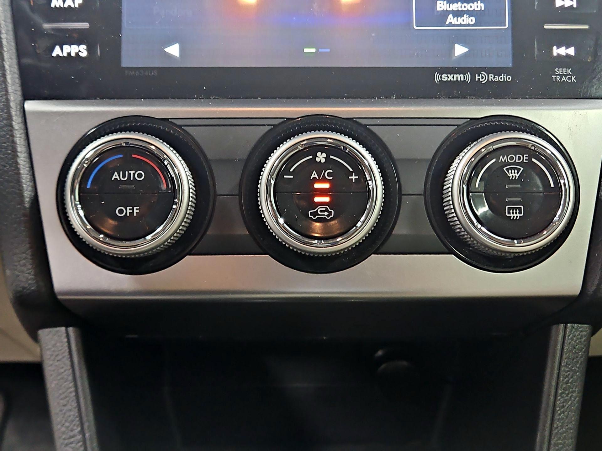 Thumbnail: 2015 Subaru XV Crosstrek - 17
