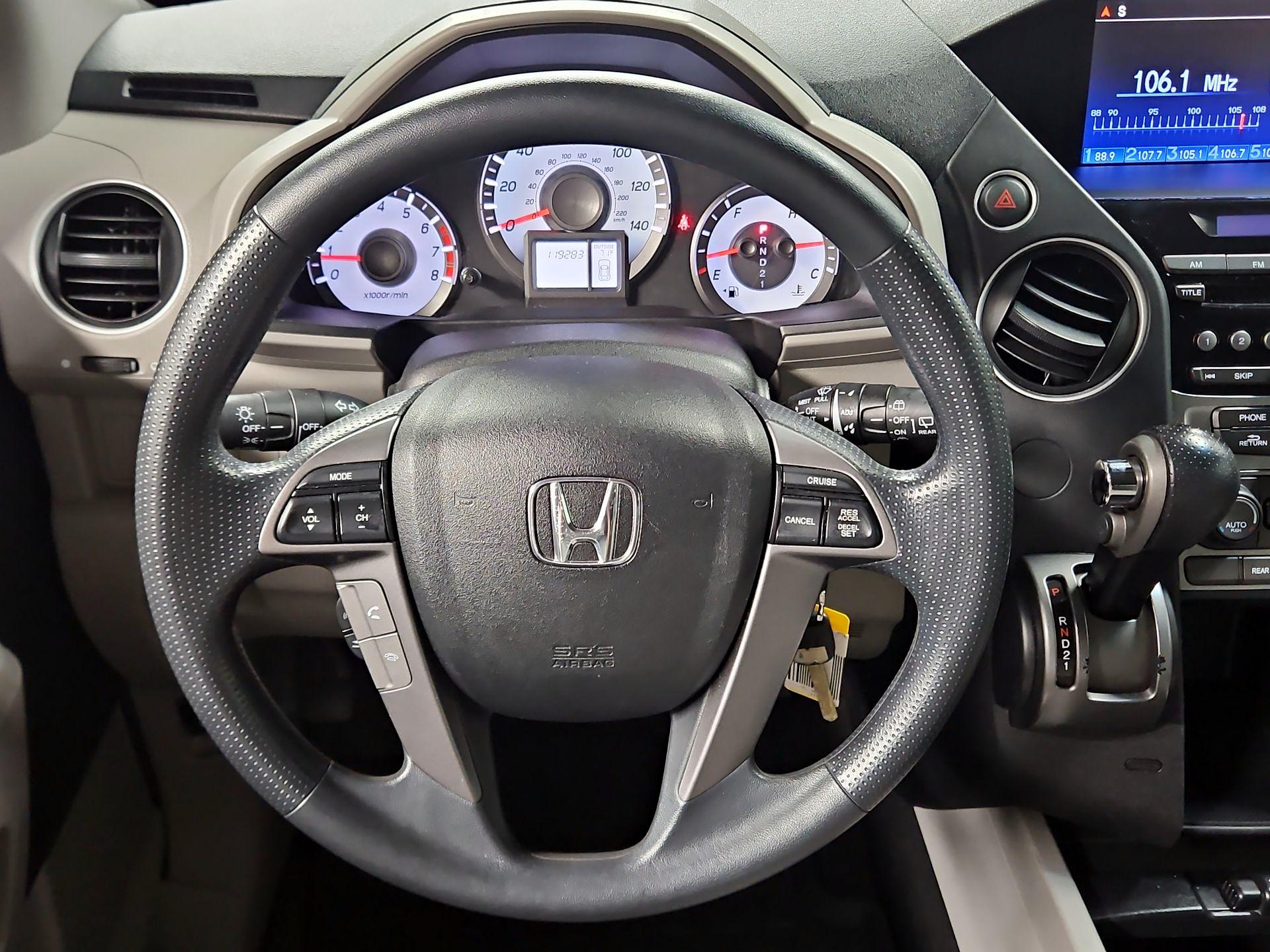 Thumbnail: 2013 Honda Pilot - 10