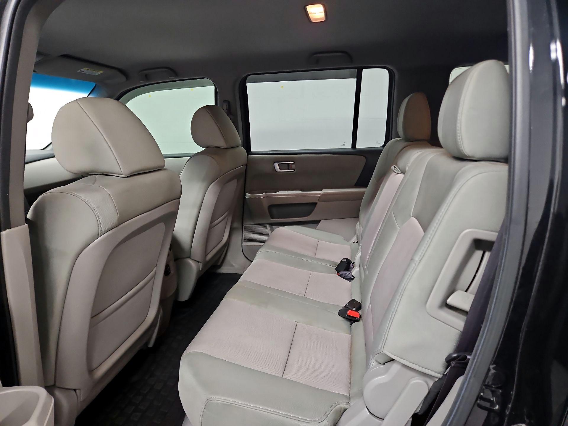 Thumbnail: 2013 Honda Pilot - 19