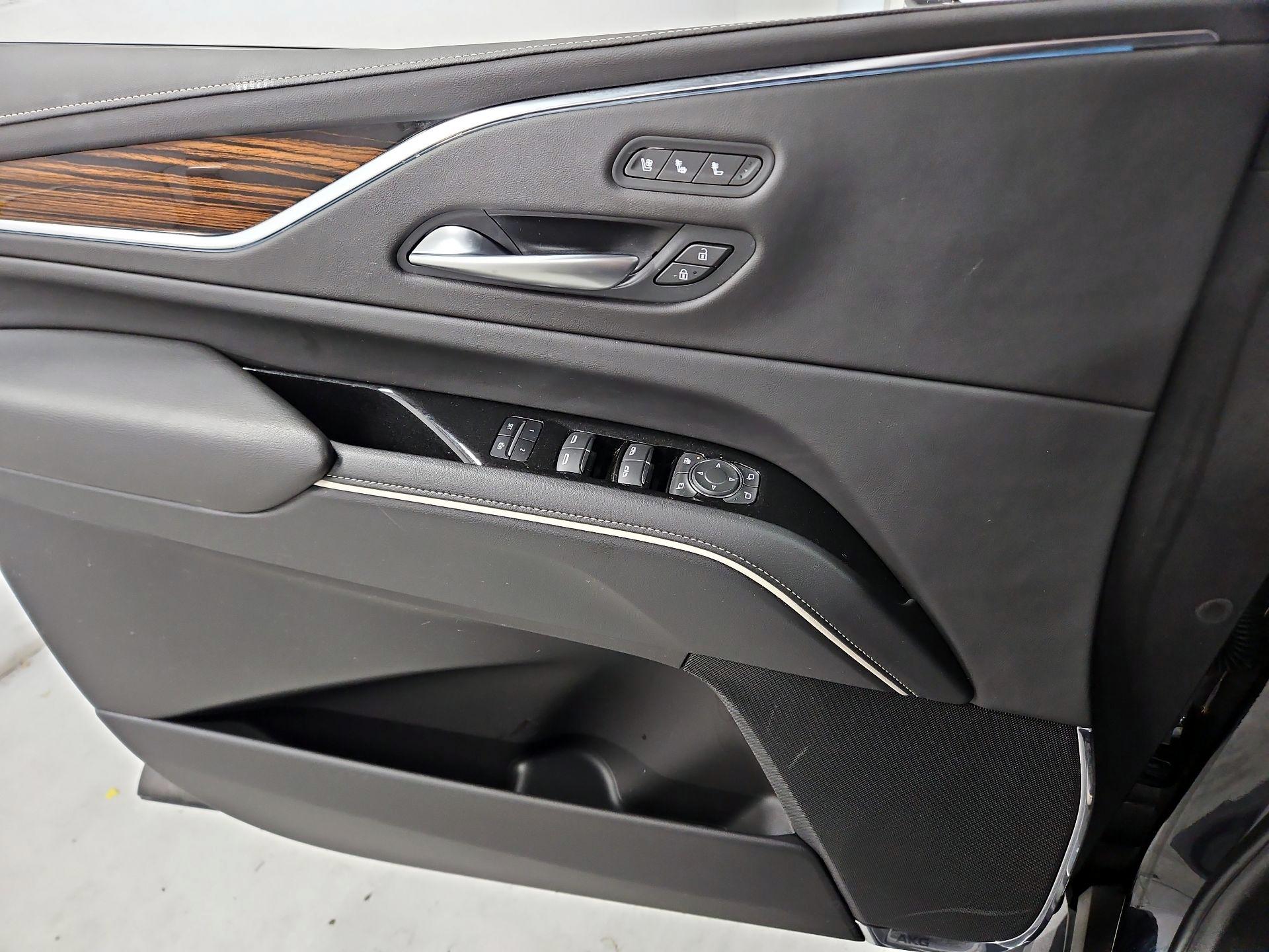 Thumbnail: 2023 Cadillac Escalade - 12
