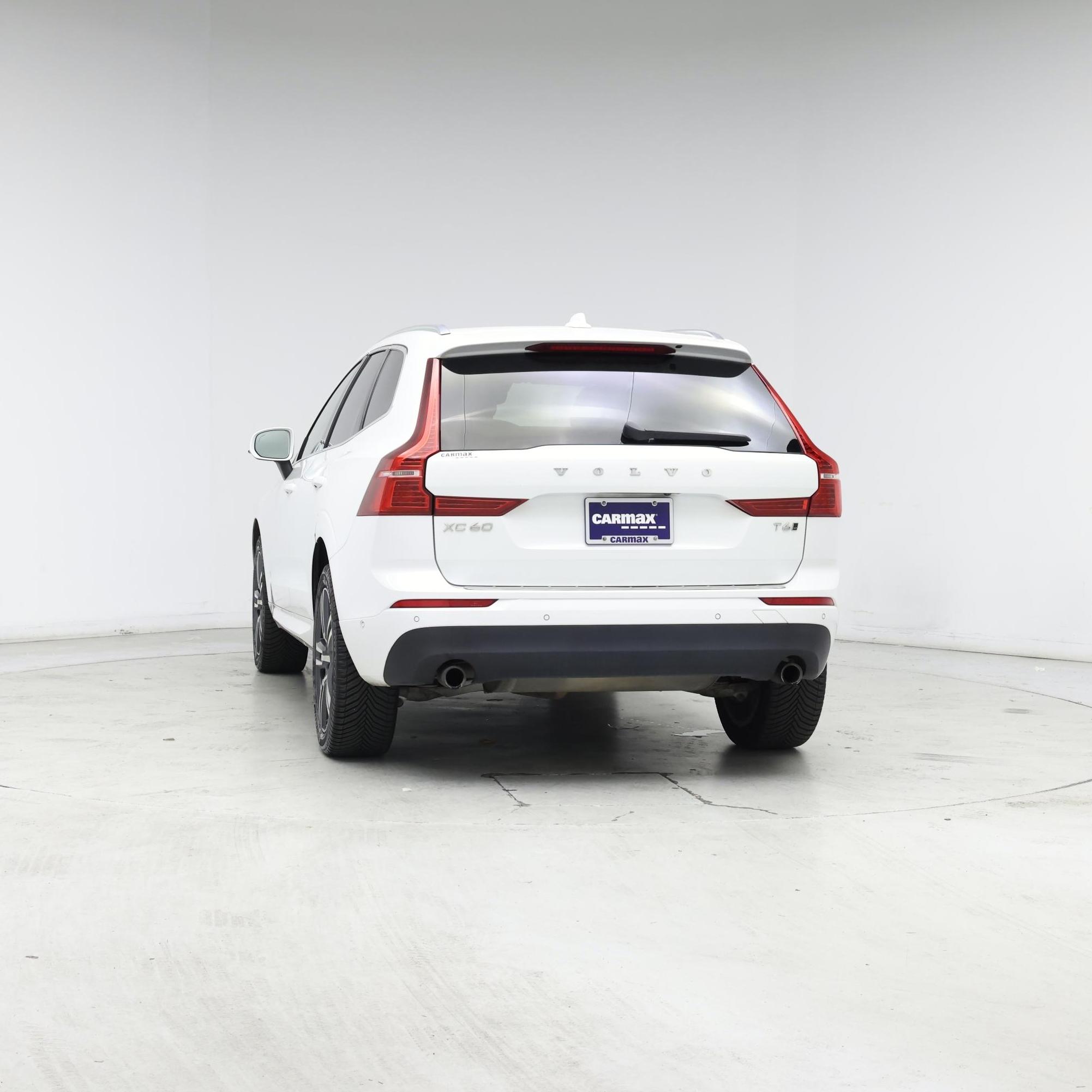 Thumbnail: 2018 Volvo XC60 - 6