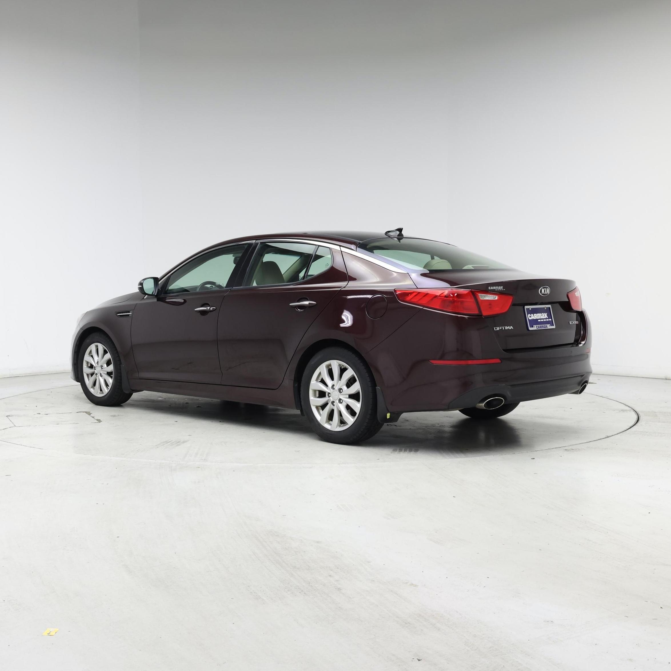 Thumbnail: 2015 Kia Optima - 2