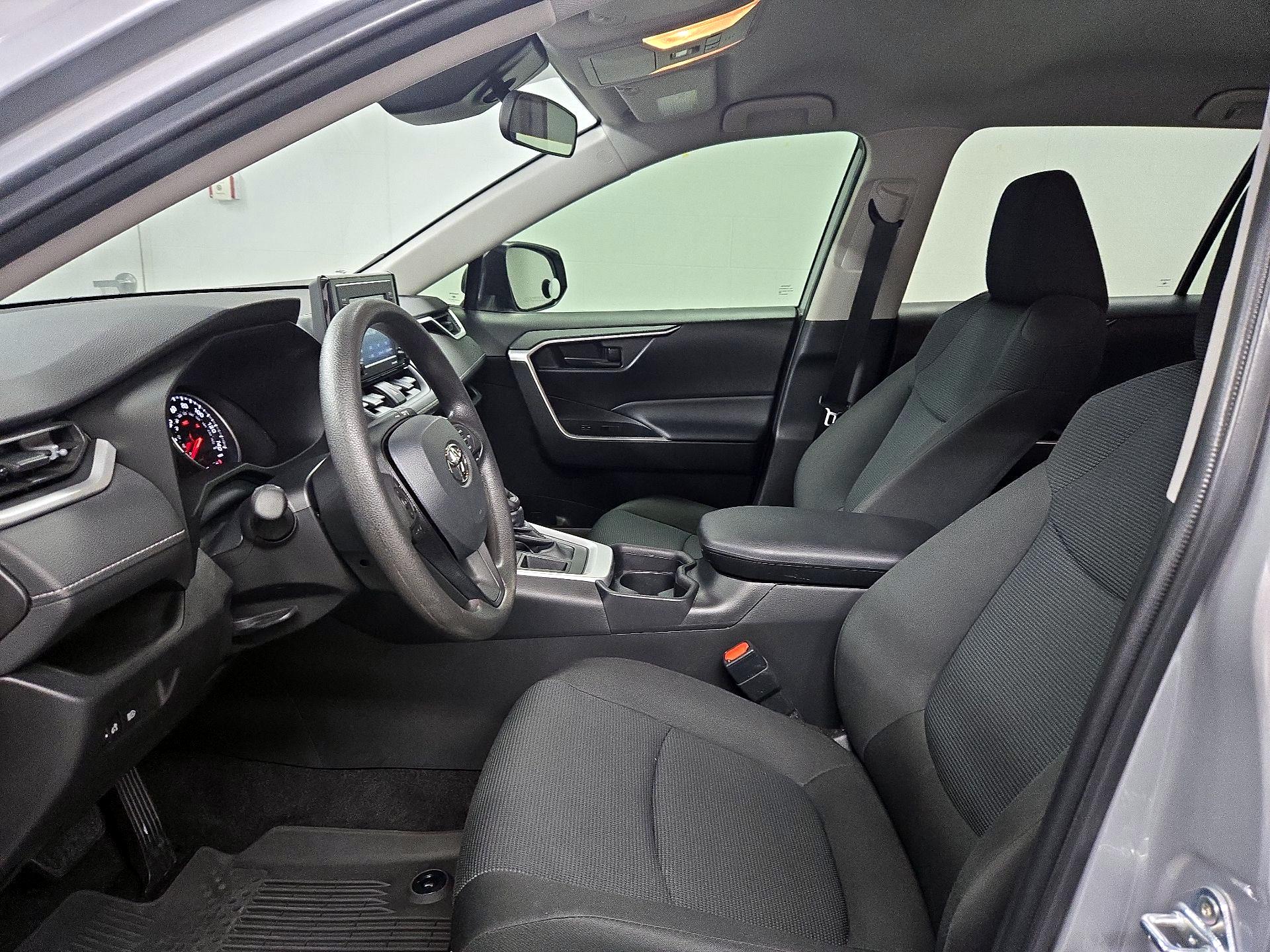 Thumbnail: 2021 Toyota RAV4 - 11