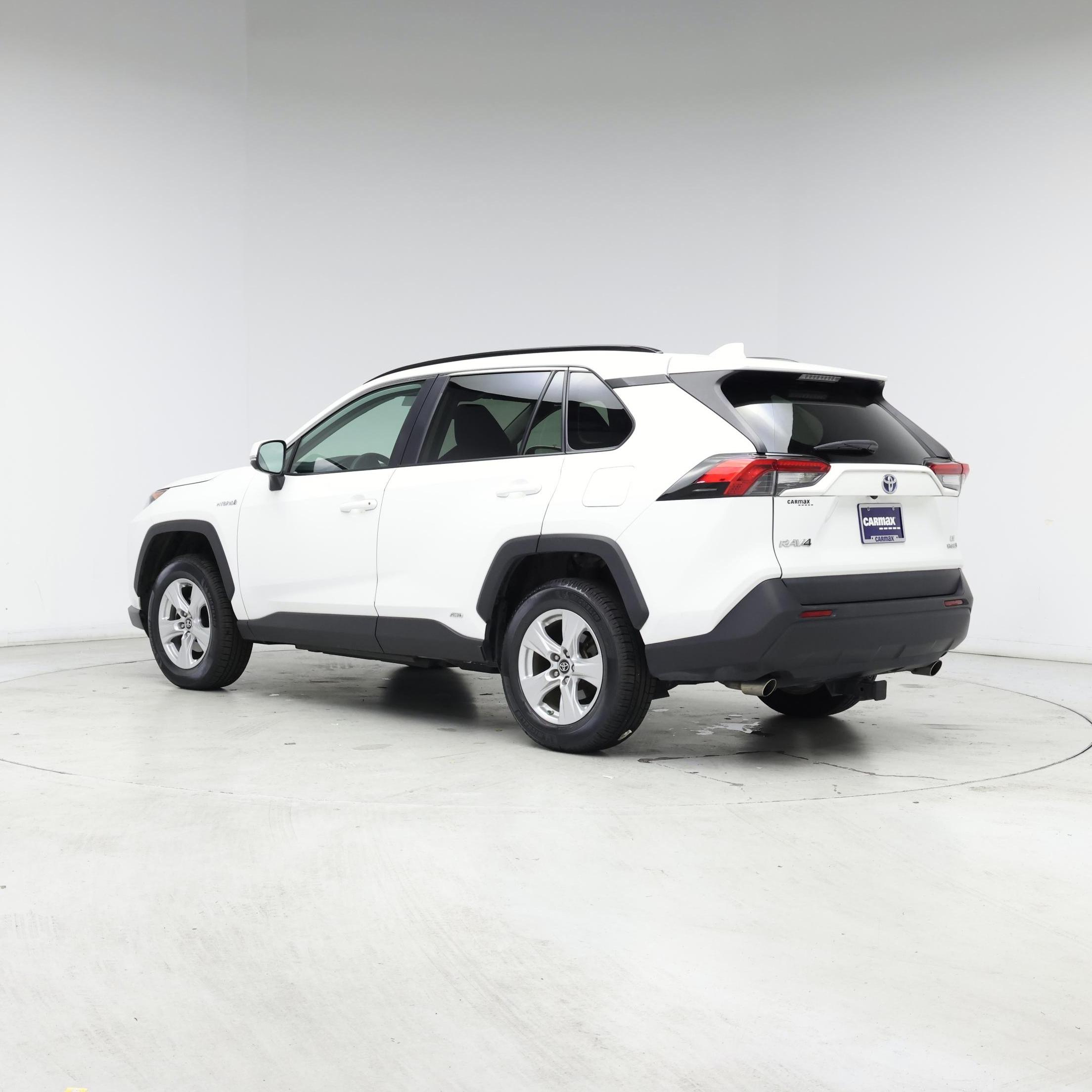 Thumbnail: 2019 Toyota RAV4 - 2
