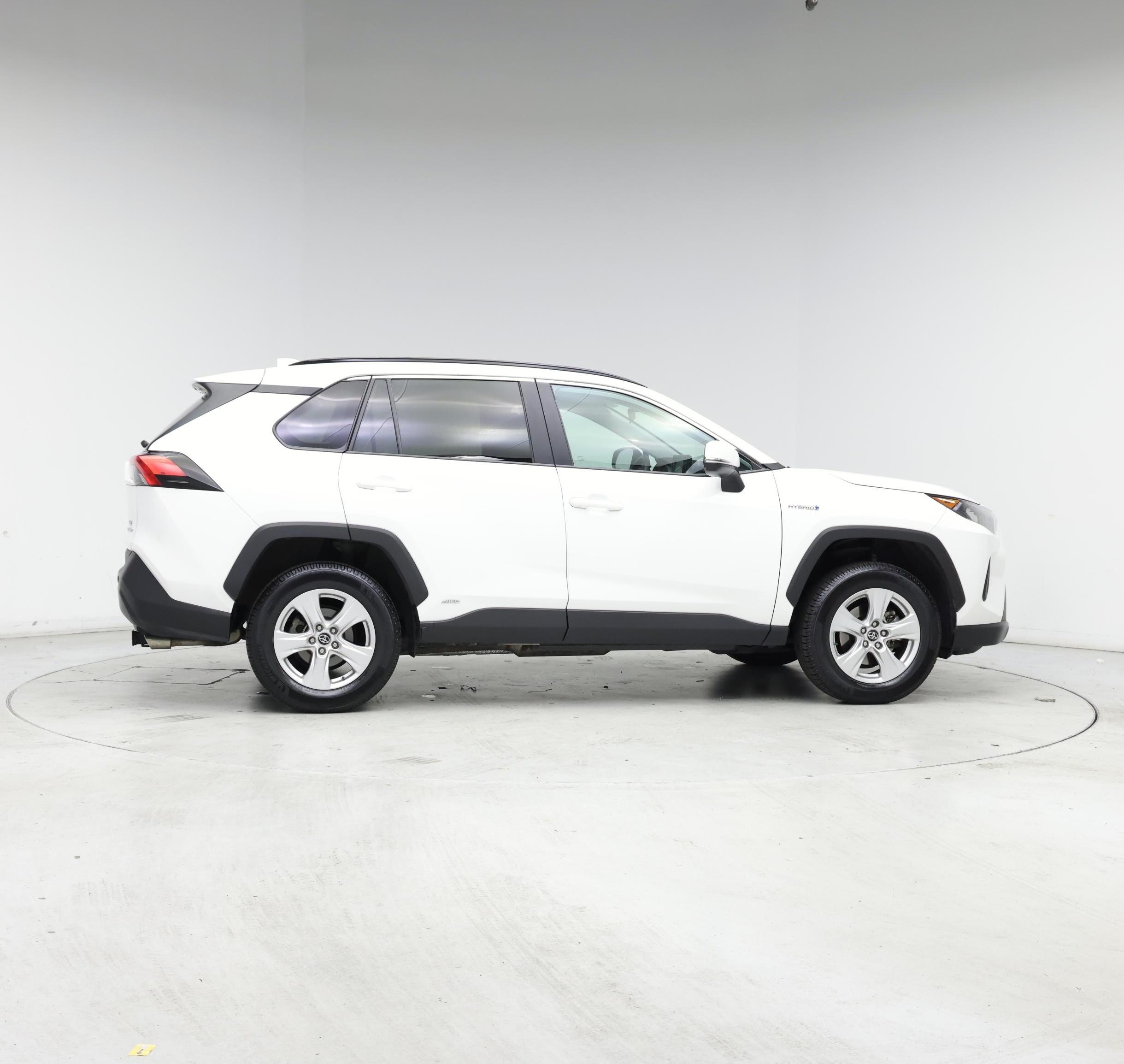 Thumbnail: 2019 Toyota RAV4 - 7
