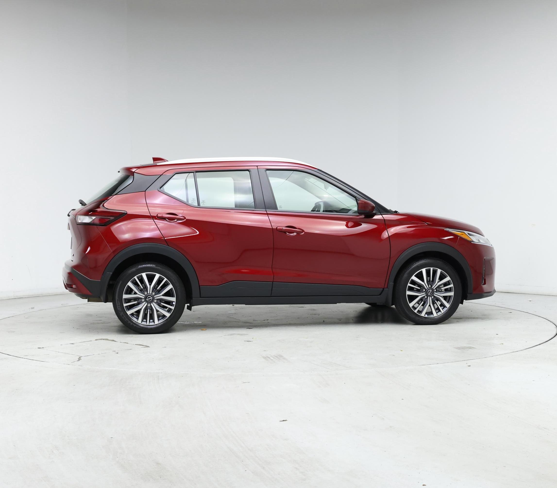 Thumbnail: 2023 Nissan Kicks - 7