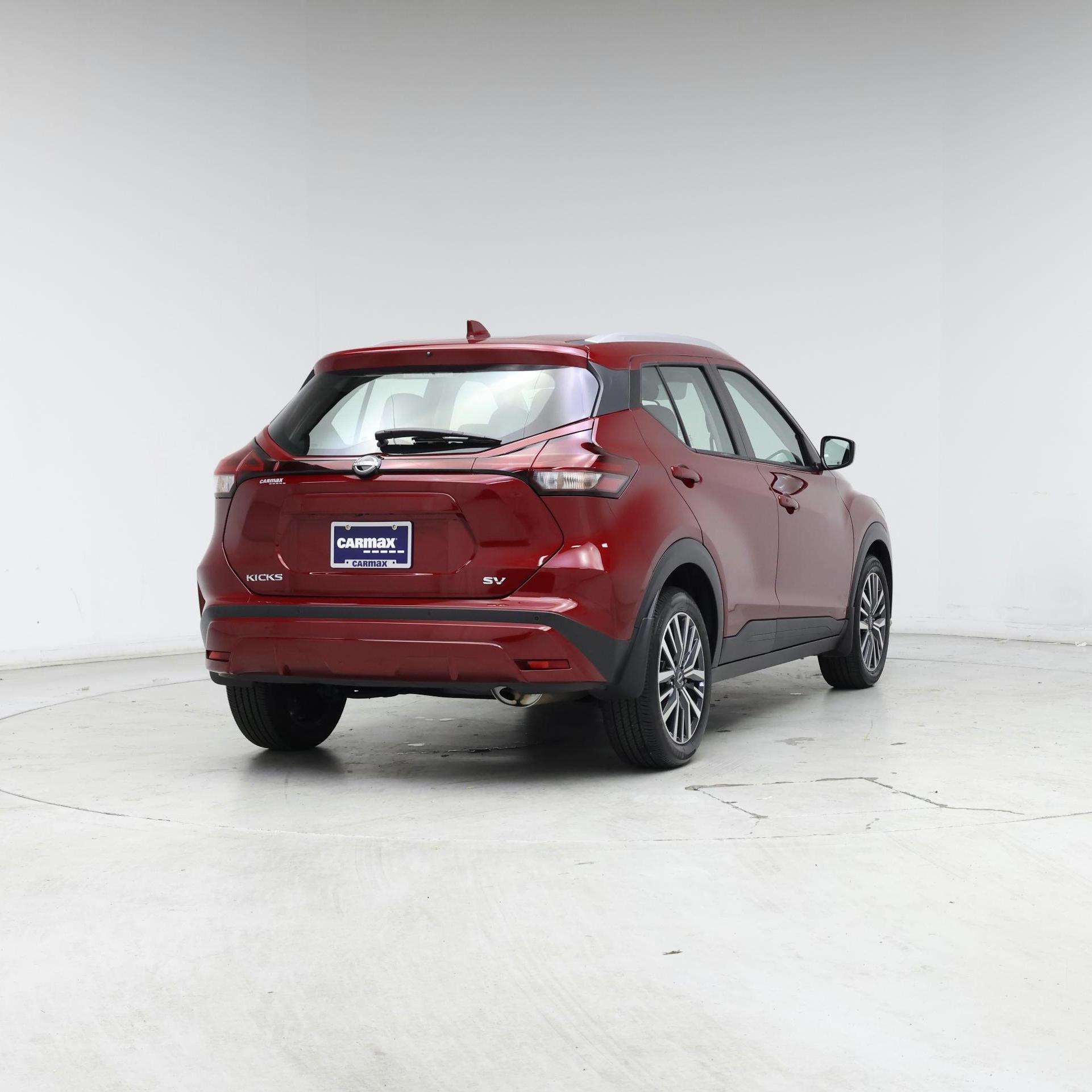 Thumbnail: 2023 Nissan Kicks - 8