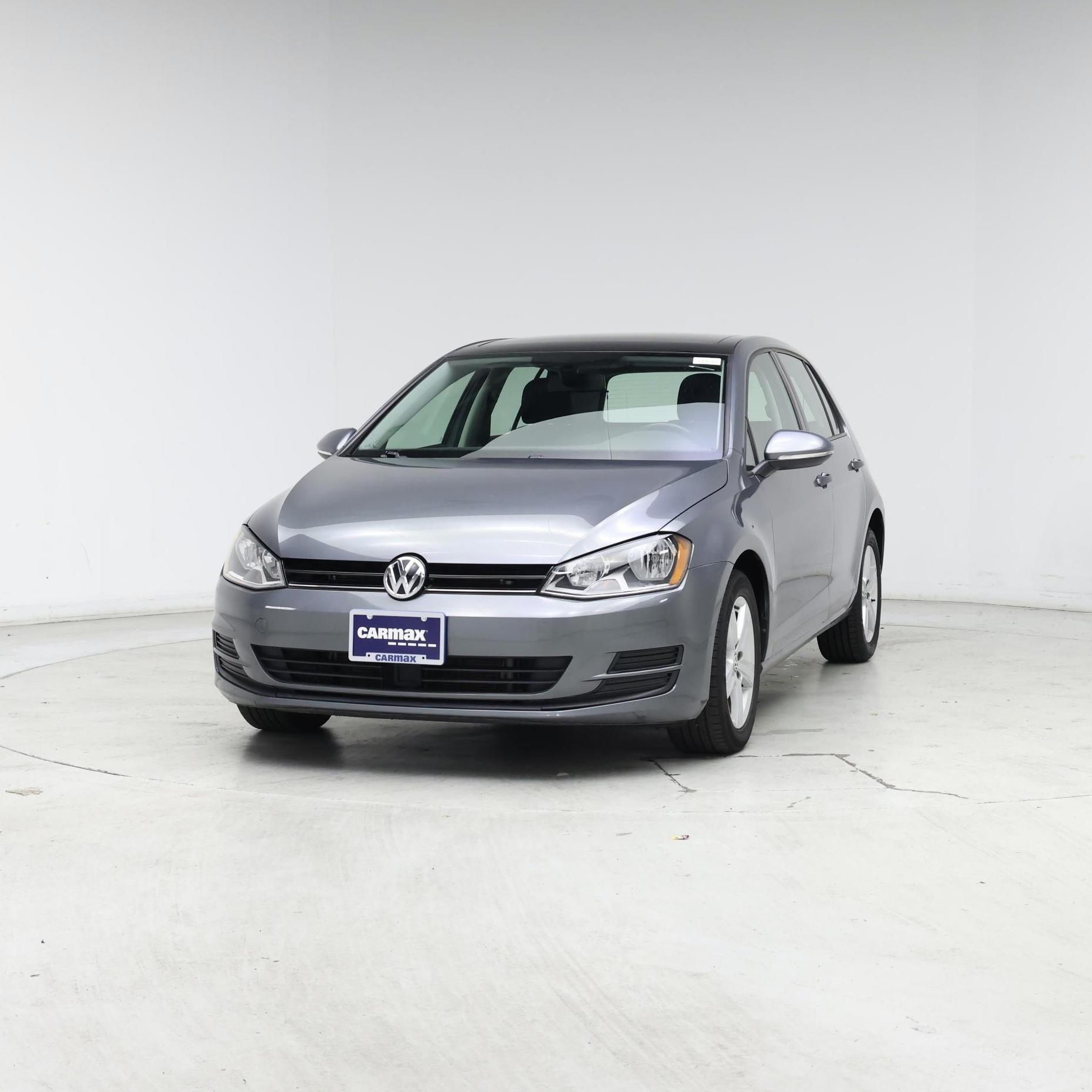 Thumbnail: 2017 Volkswagen Golf - 4