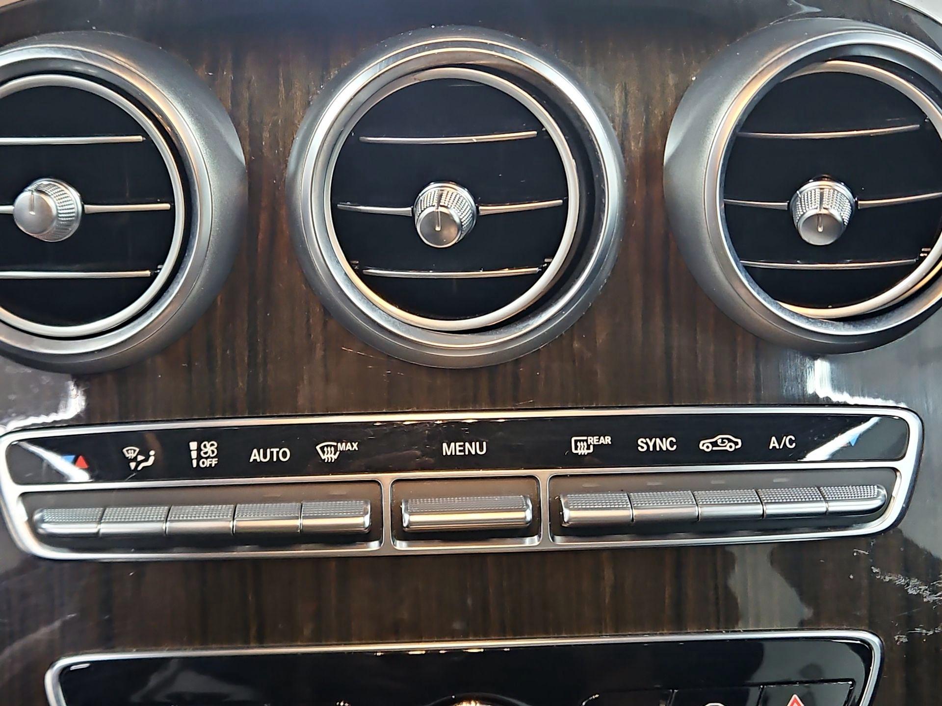 Thumbnail: 2019 Mercedes-Benz C-Class - 16