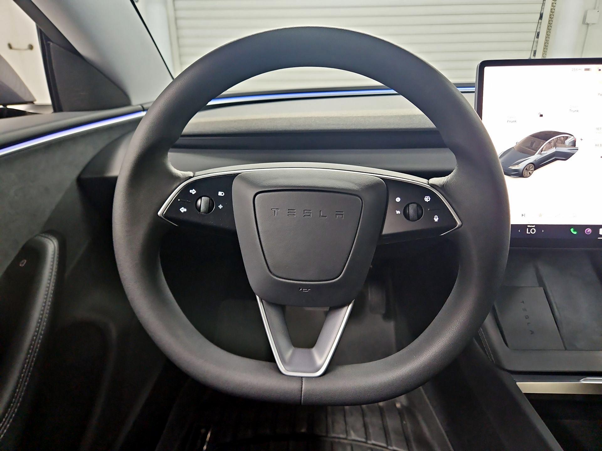 Thumbnail: 2024 Tesla Model 3 - 10