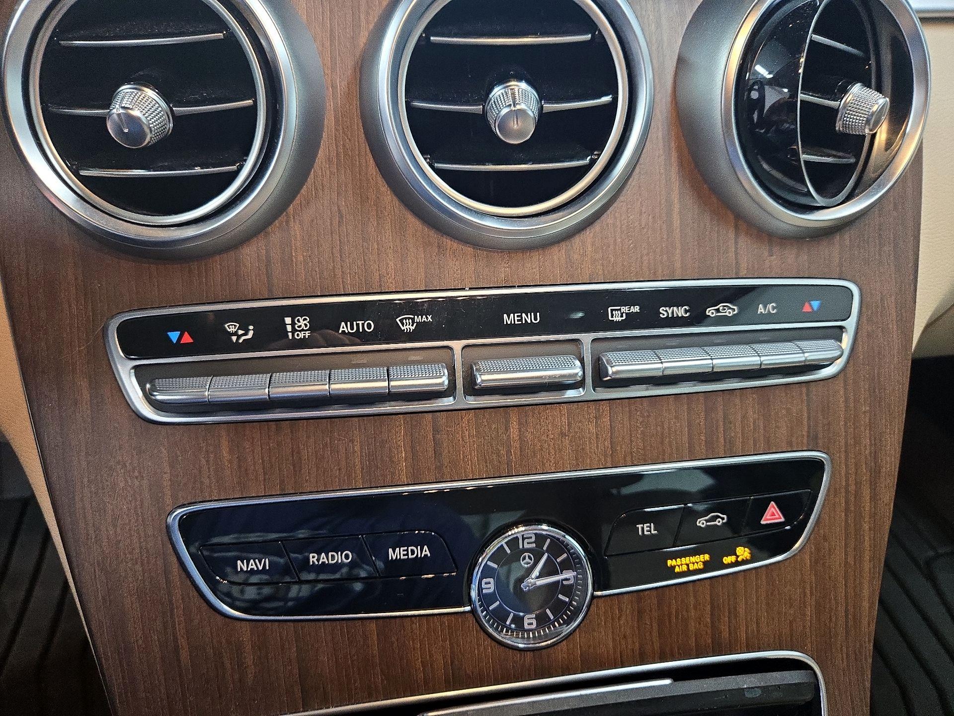 Thumbnail: 2019 Mercedes-Benz C-Class - 16