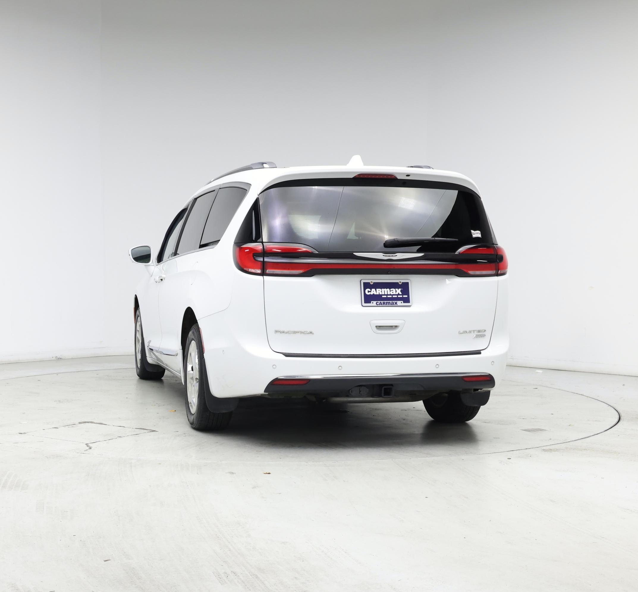 Thumbnail: 2021 Chrysler Pacifica - 6