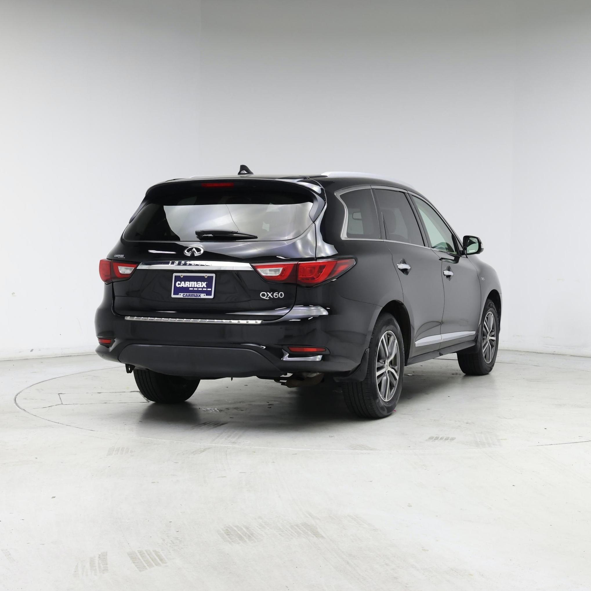 Thumbnail: 2017 INFINITI QX60 - 8