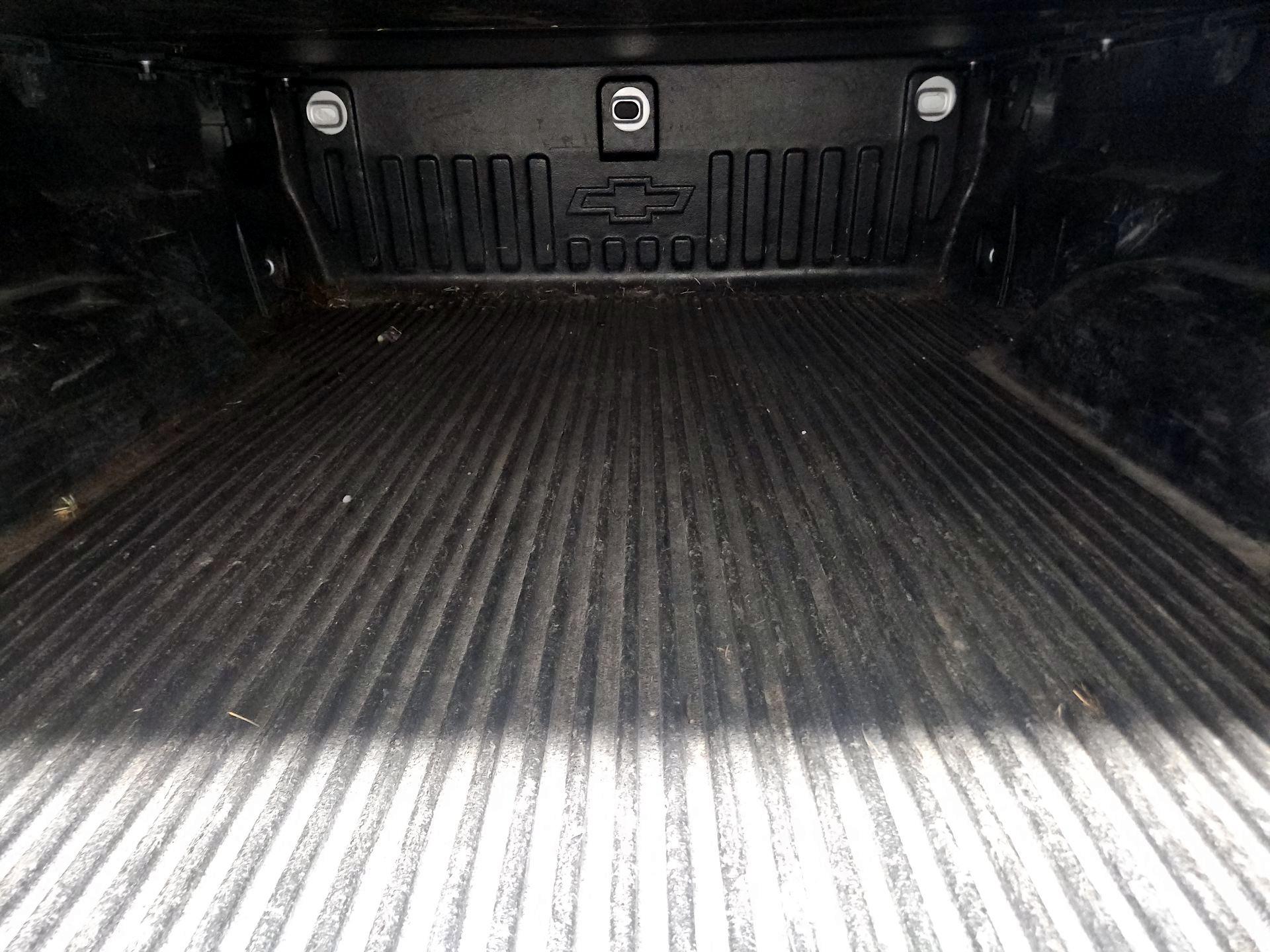 Thumbnail: 2019 Chevrolet Silverado 1500 - 20