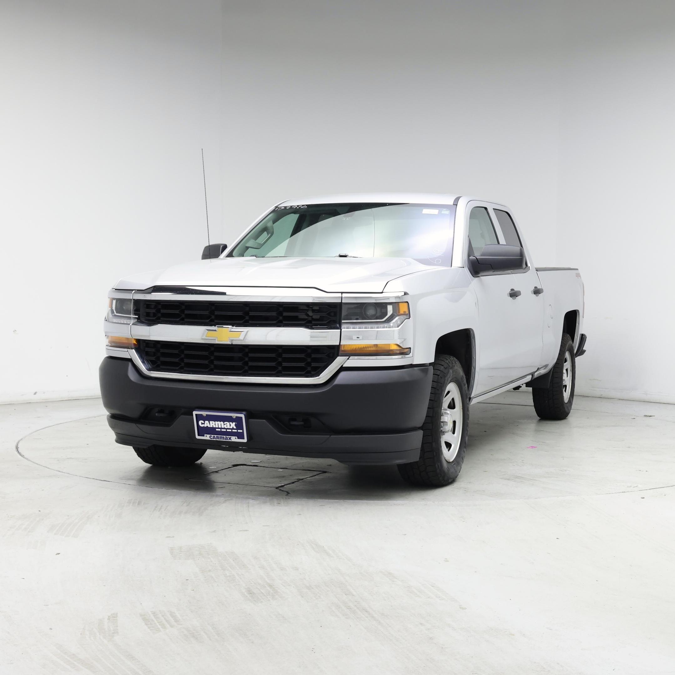 Thumbnail: 2019 Chevrolet Silverado 1500 - 4