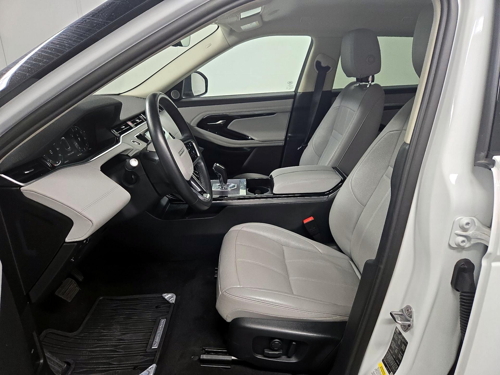 Thumbnail: 2023 Land Rover Range Rover Evoque - 11