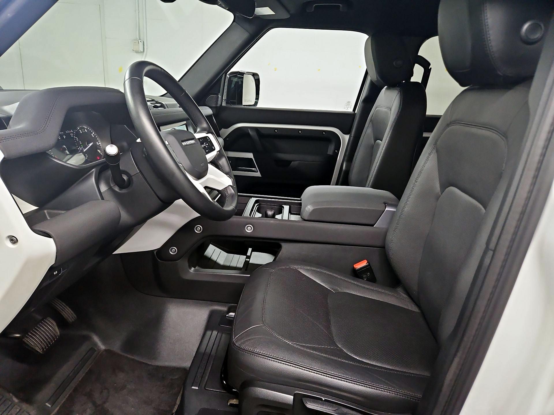 Thumbnail: 2023 Land Rover Defender - 11