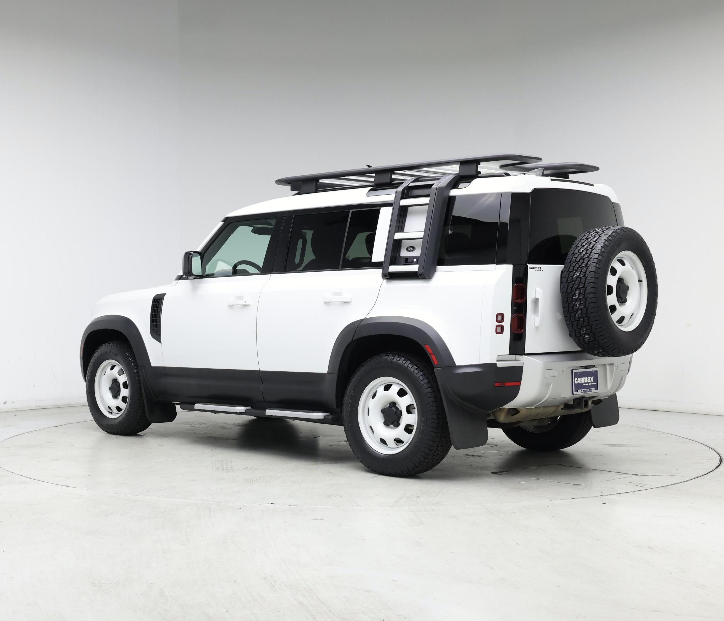 Thumbnail: 2023 Land Rover Defender - 2