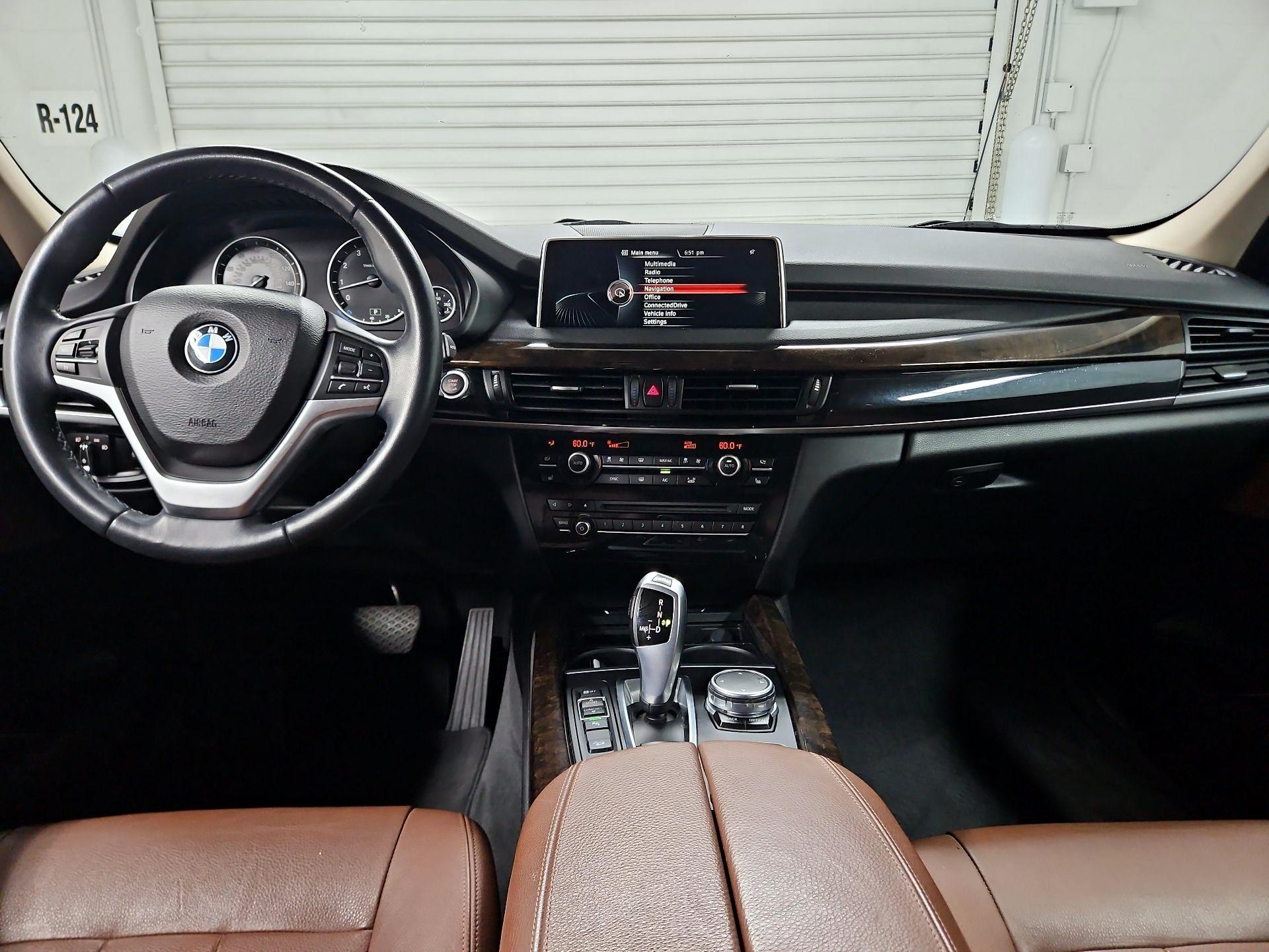Thumbnail: 2016 BMW X5 - 9