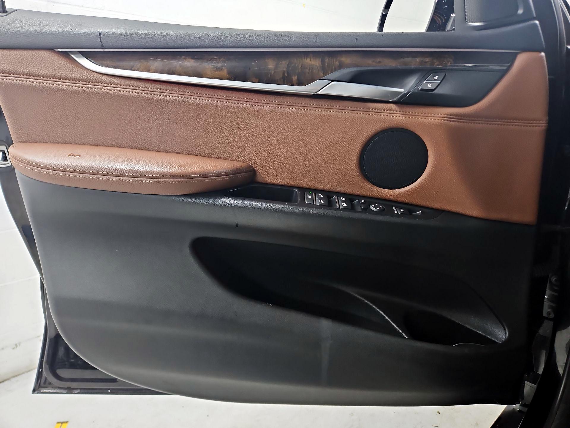 Thumbnail: 2016 BMW X5 - 12