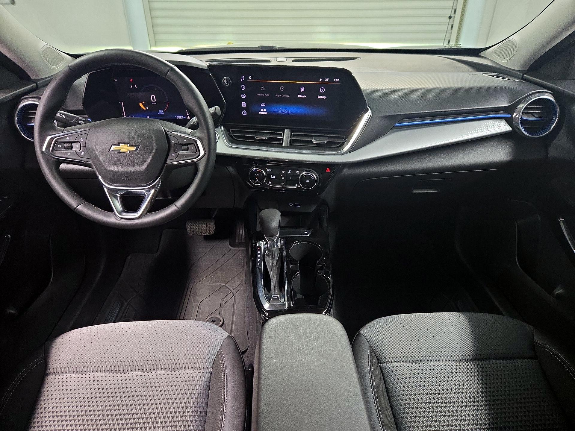 Thumbnail: 2024 Chevrolet Trax - 9