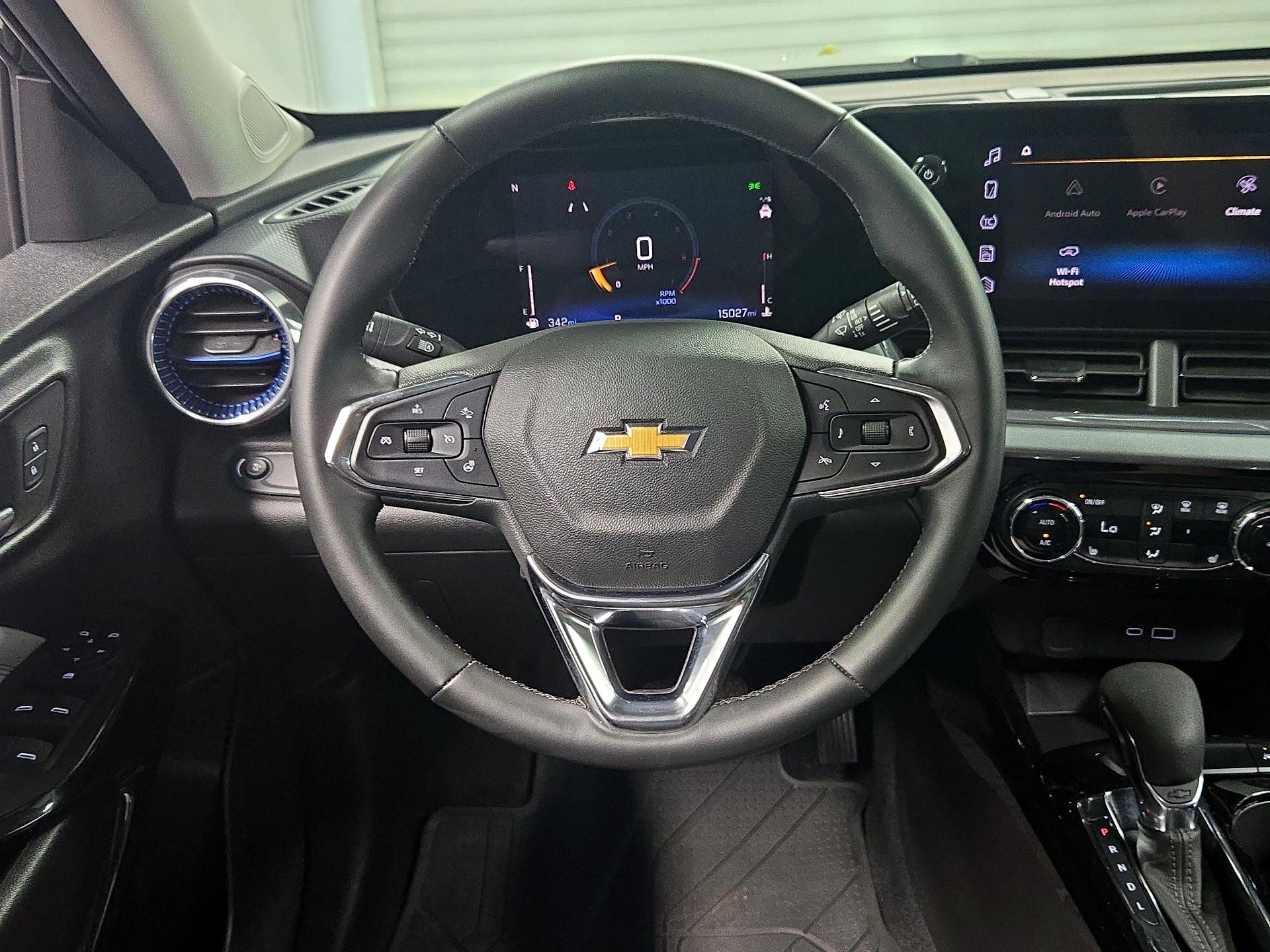 Thumbnail: 2024 Chevrolet Trax - 10
