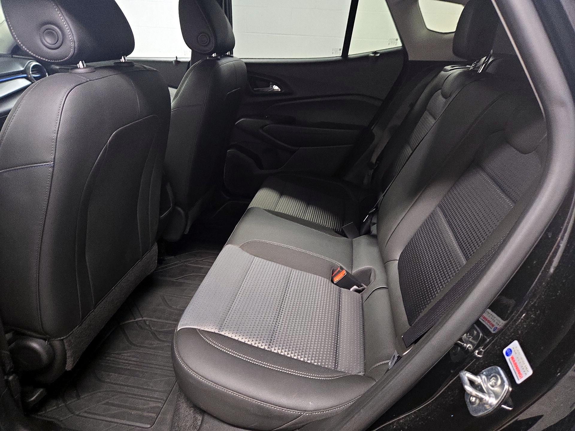Thumbnail: 2024 Chevrolet Trax - 19