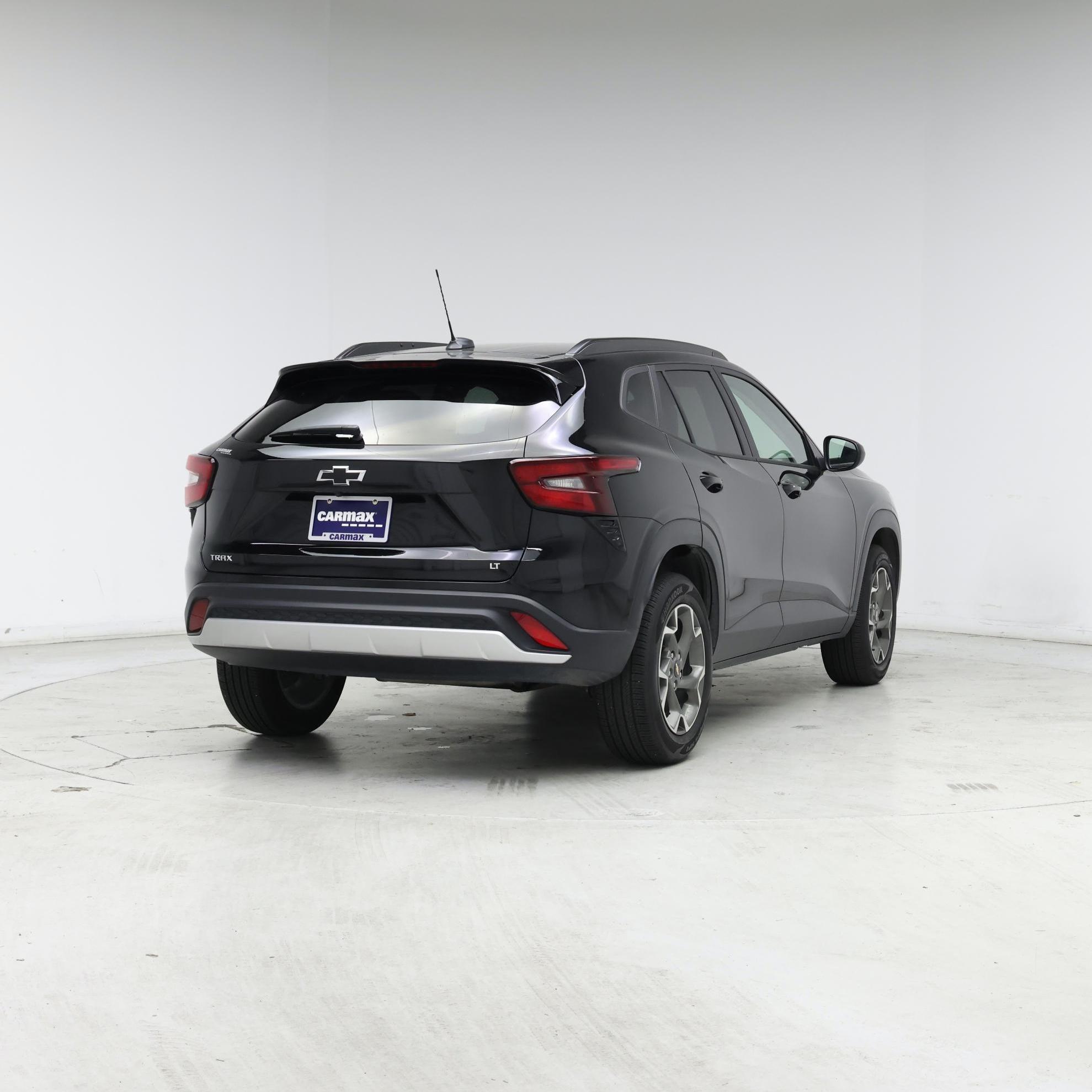 Thumbnail: 2024 Chevrolet Trax - 8