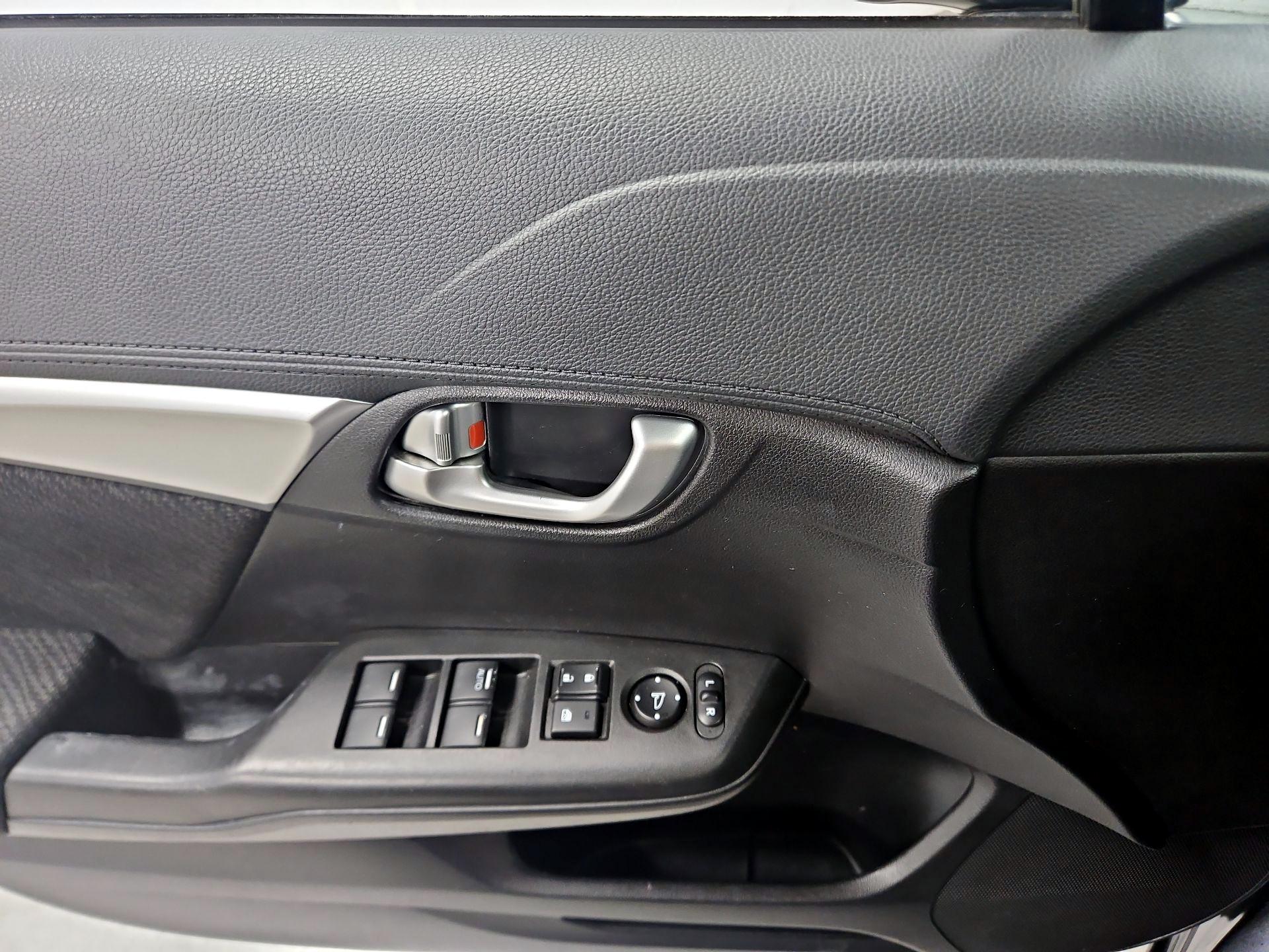 Thumbnail: 2013 Honda Civic - 12