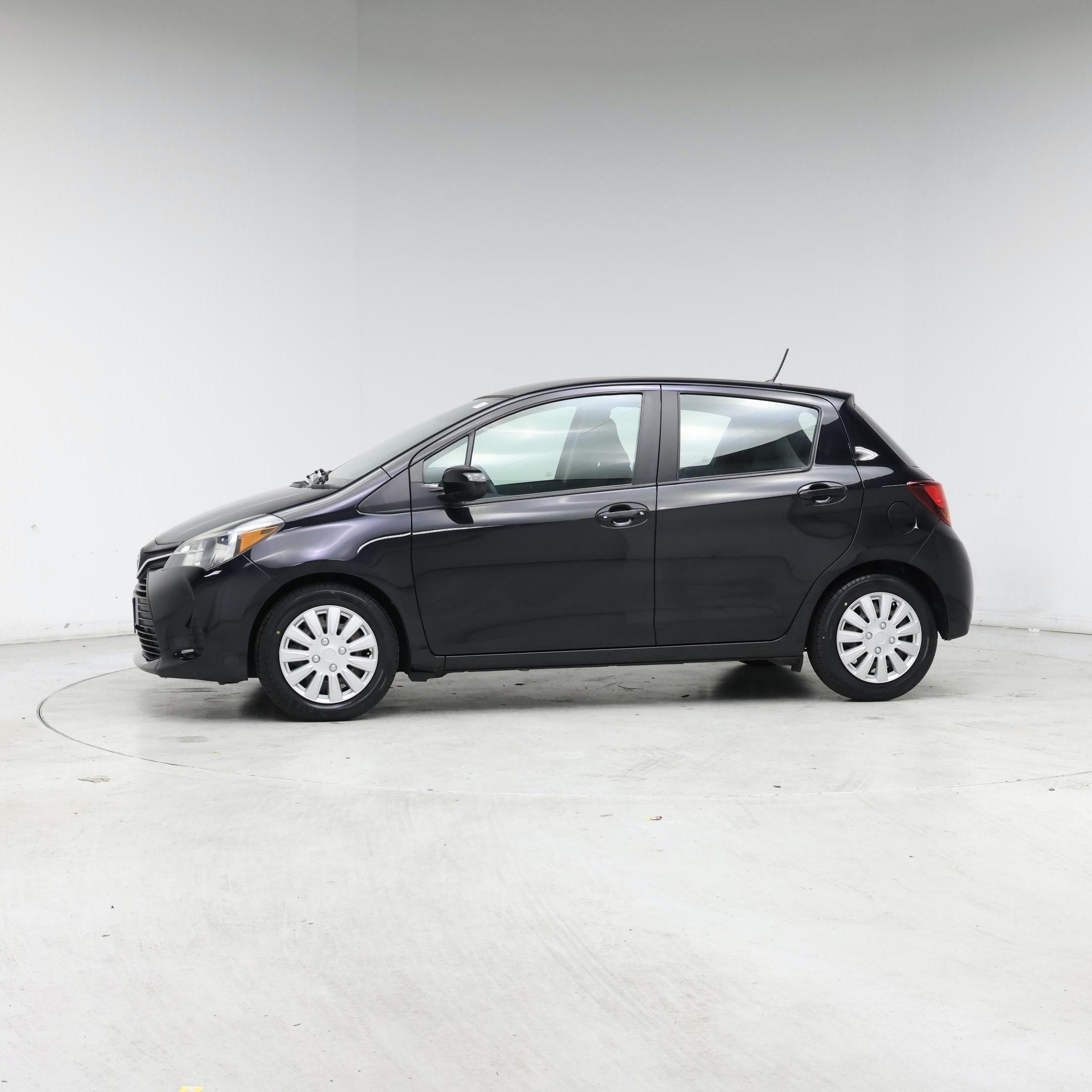 Thumbnail: 2017 Toyota Yaris - 3