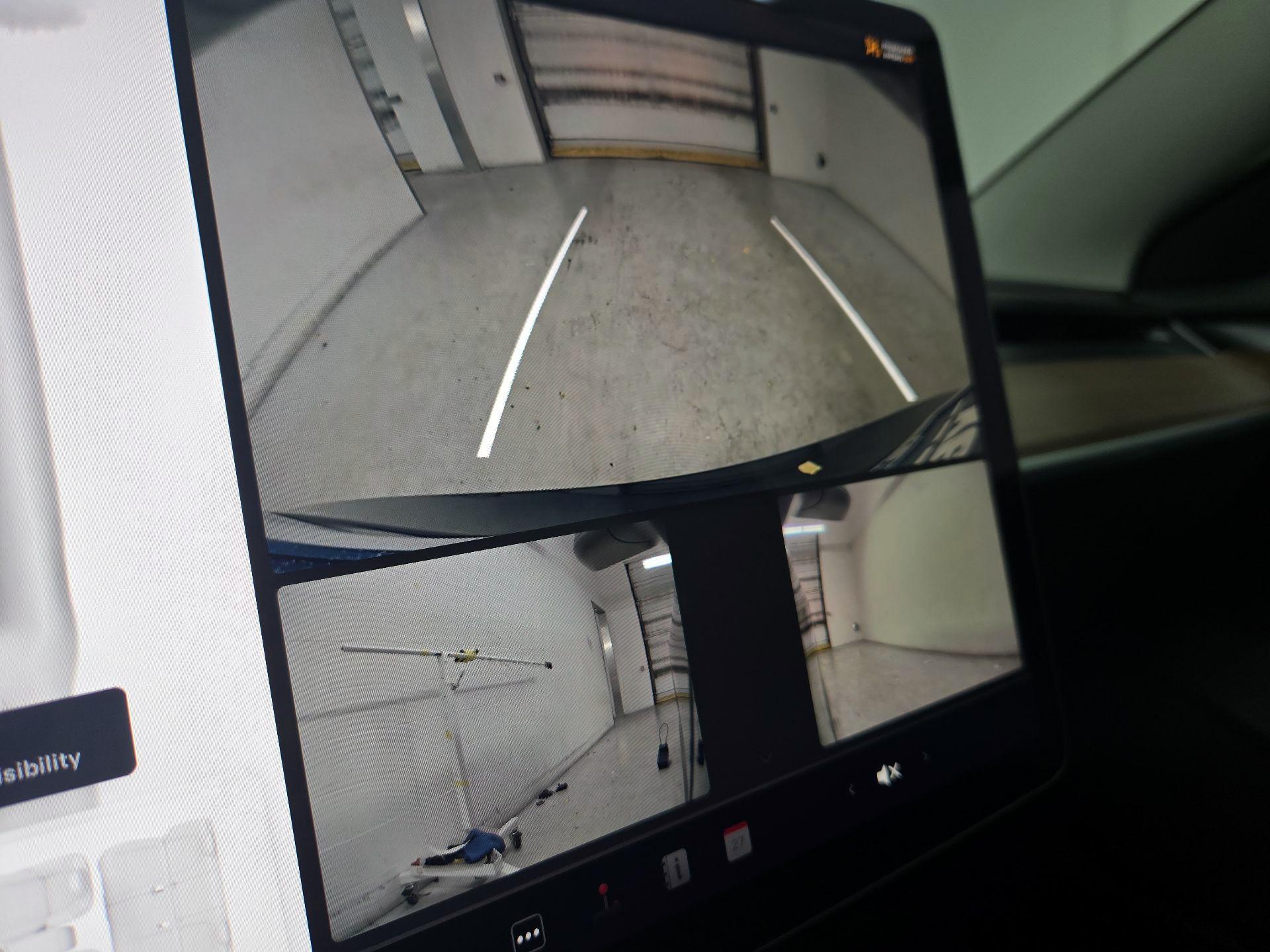 Thumbnail: 2022 Tesla Model 3 - 14