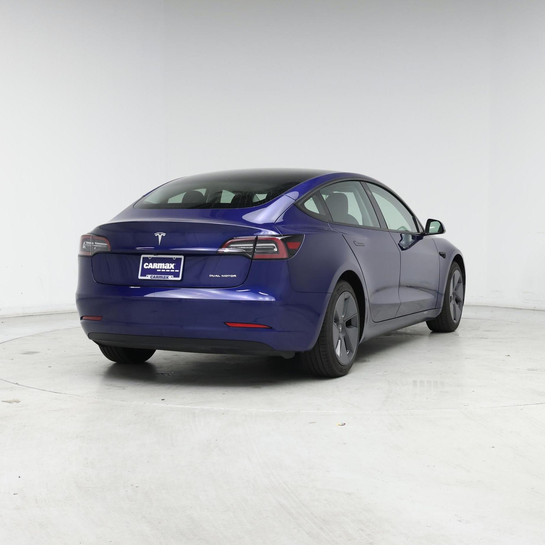 Thumbnail: 2022 Tesla Model 3 - 8