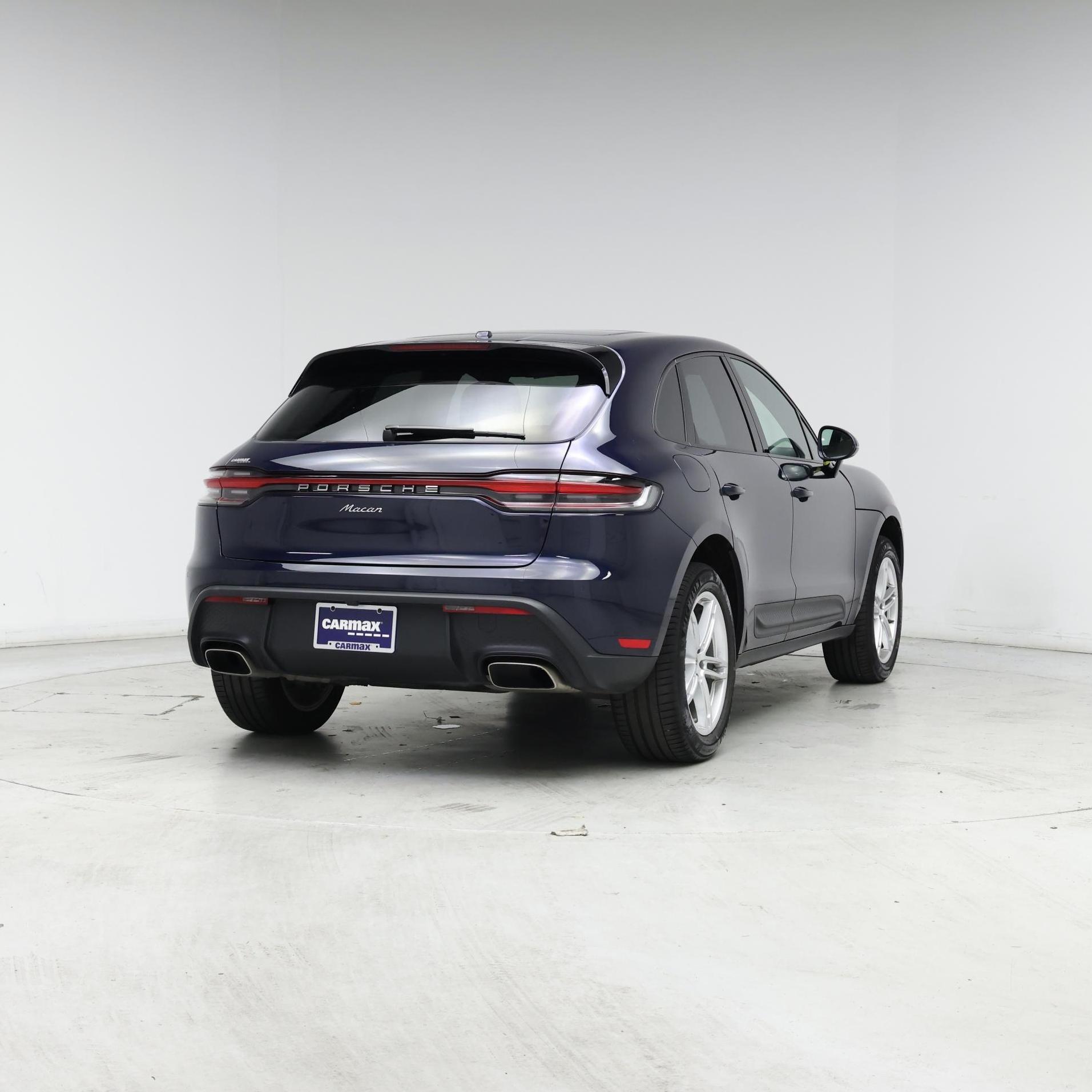 Thumbnail: 2022 Porsche Macan - 8