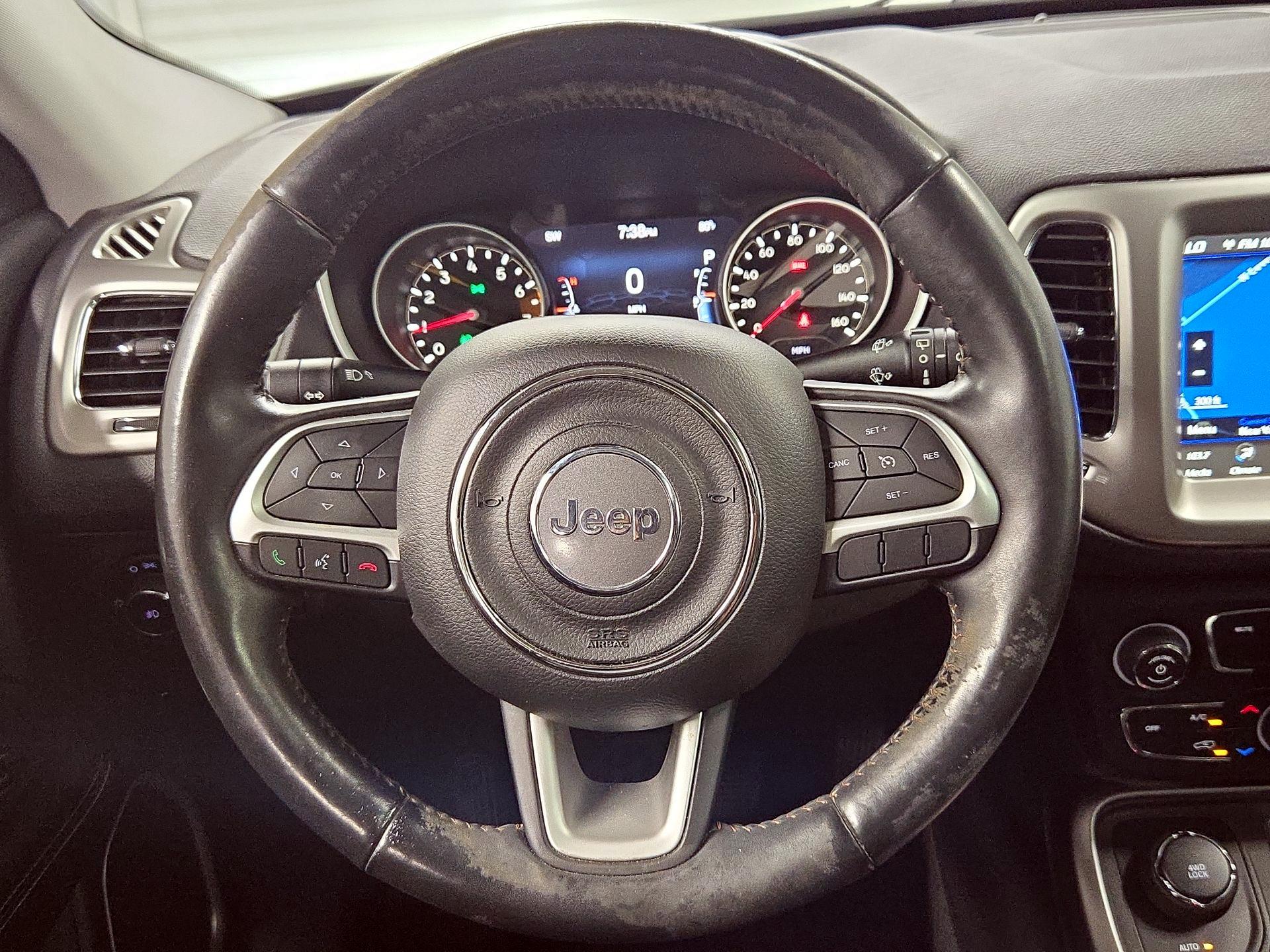 Thumbnail: 2018 Jeep Compass - 10