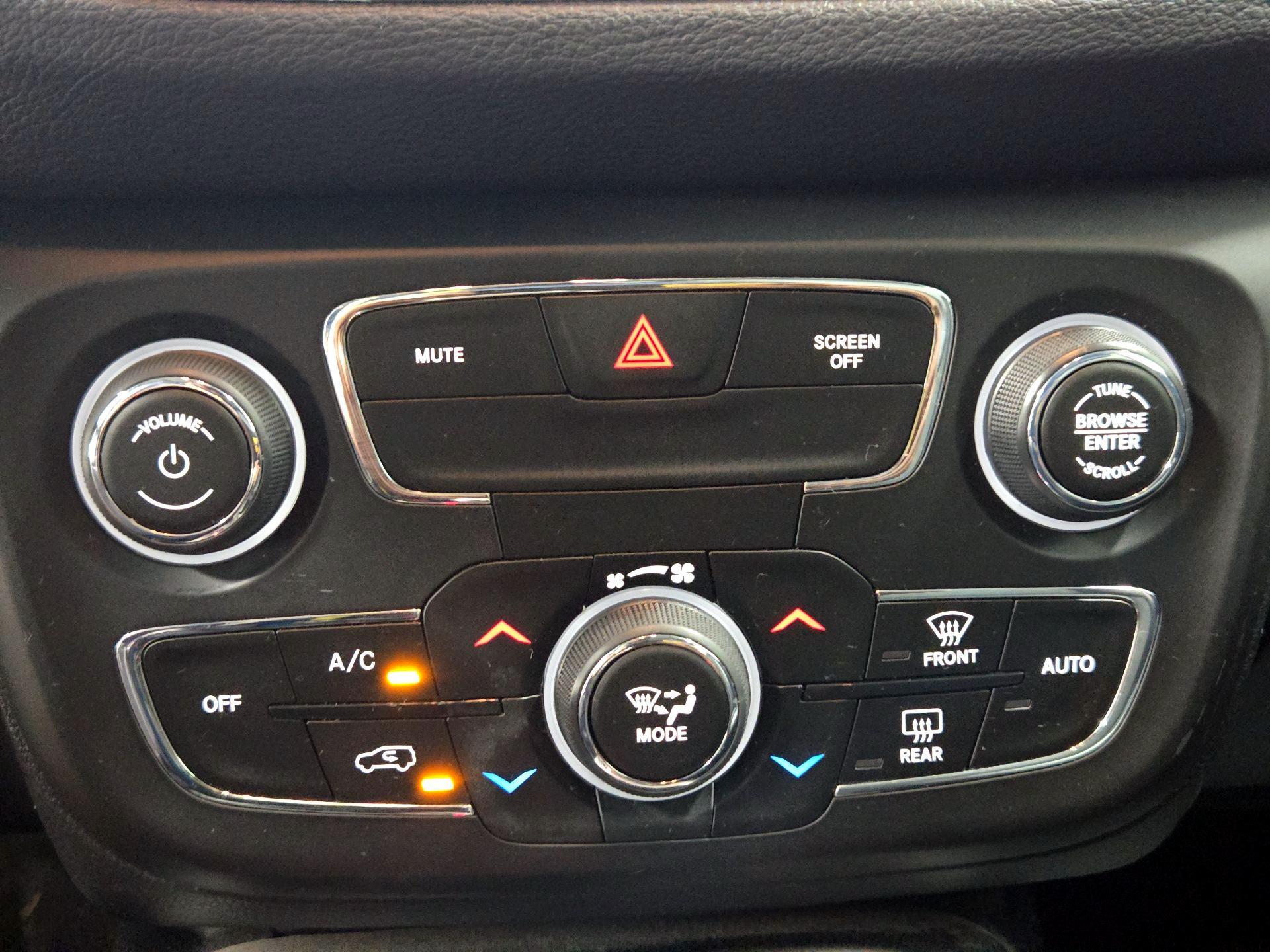 Thumbnail: 2018 Jeep Compass - 17