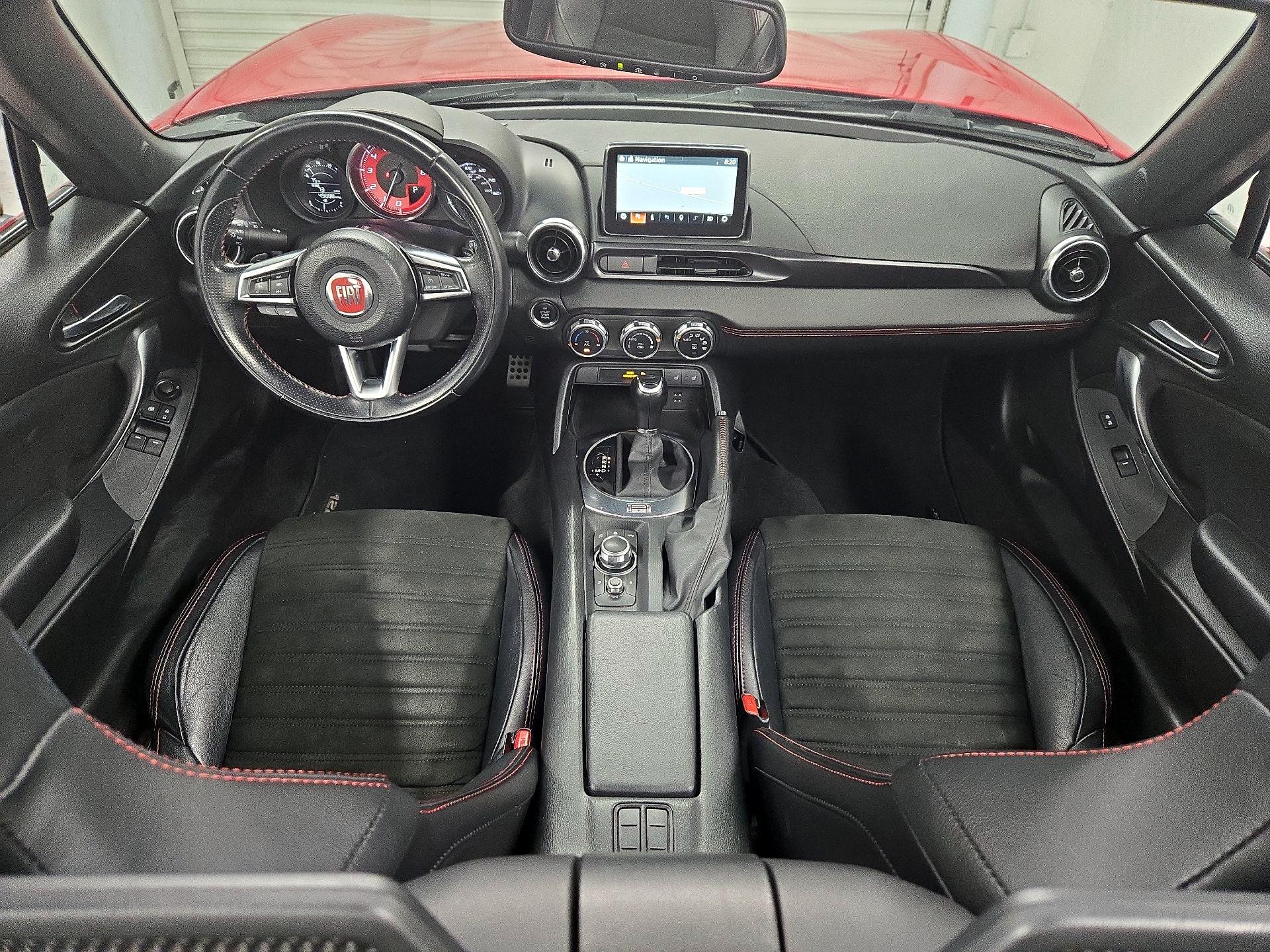 Thumbnail: 2017 Fiat 124 Spider - 10