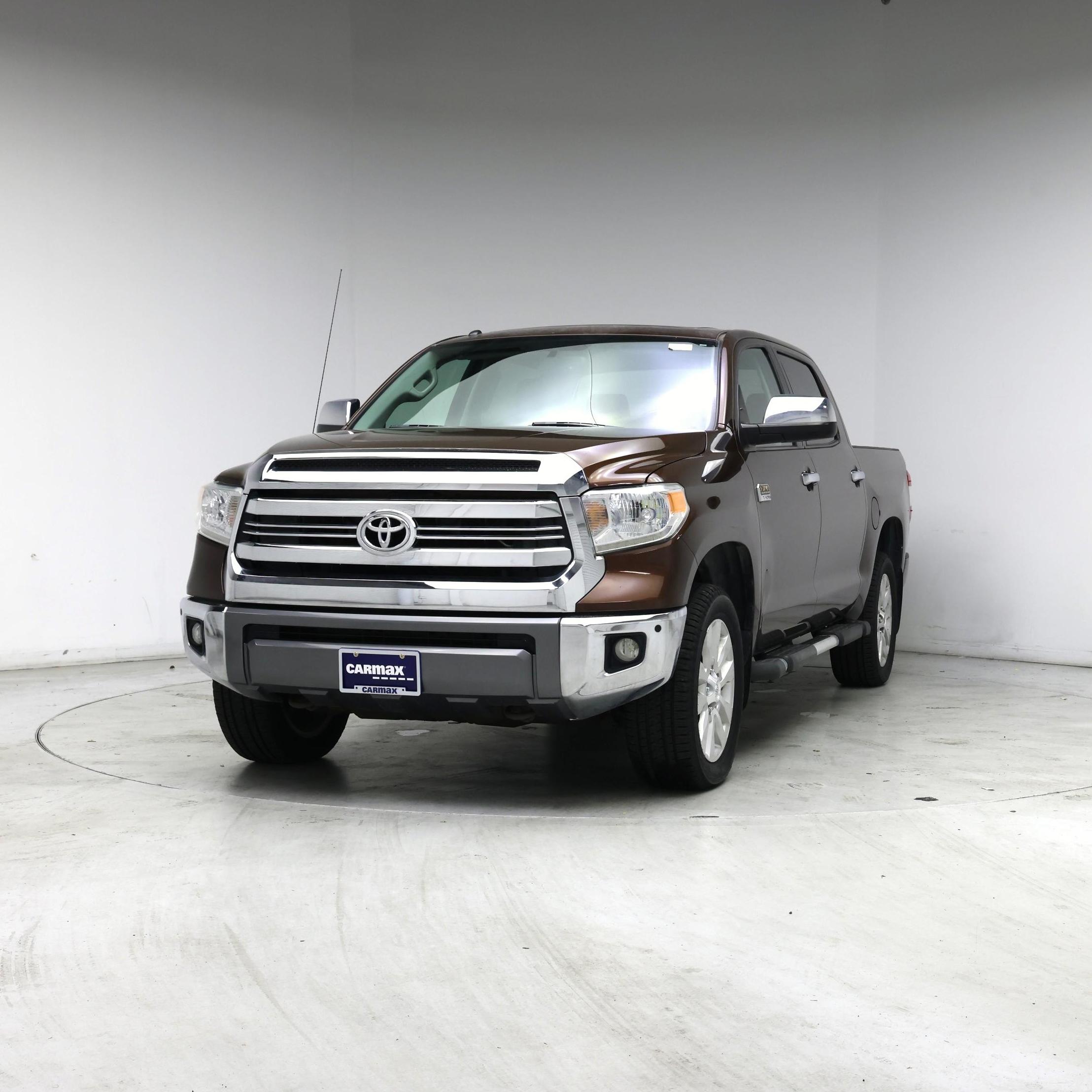 Thumbnail: 2017 Toyota Tundra - 4