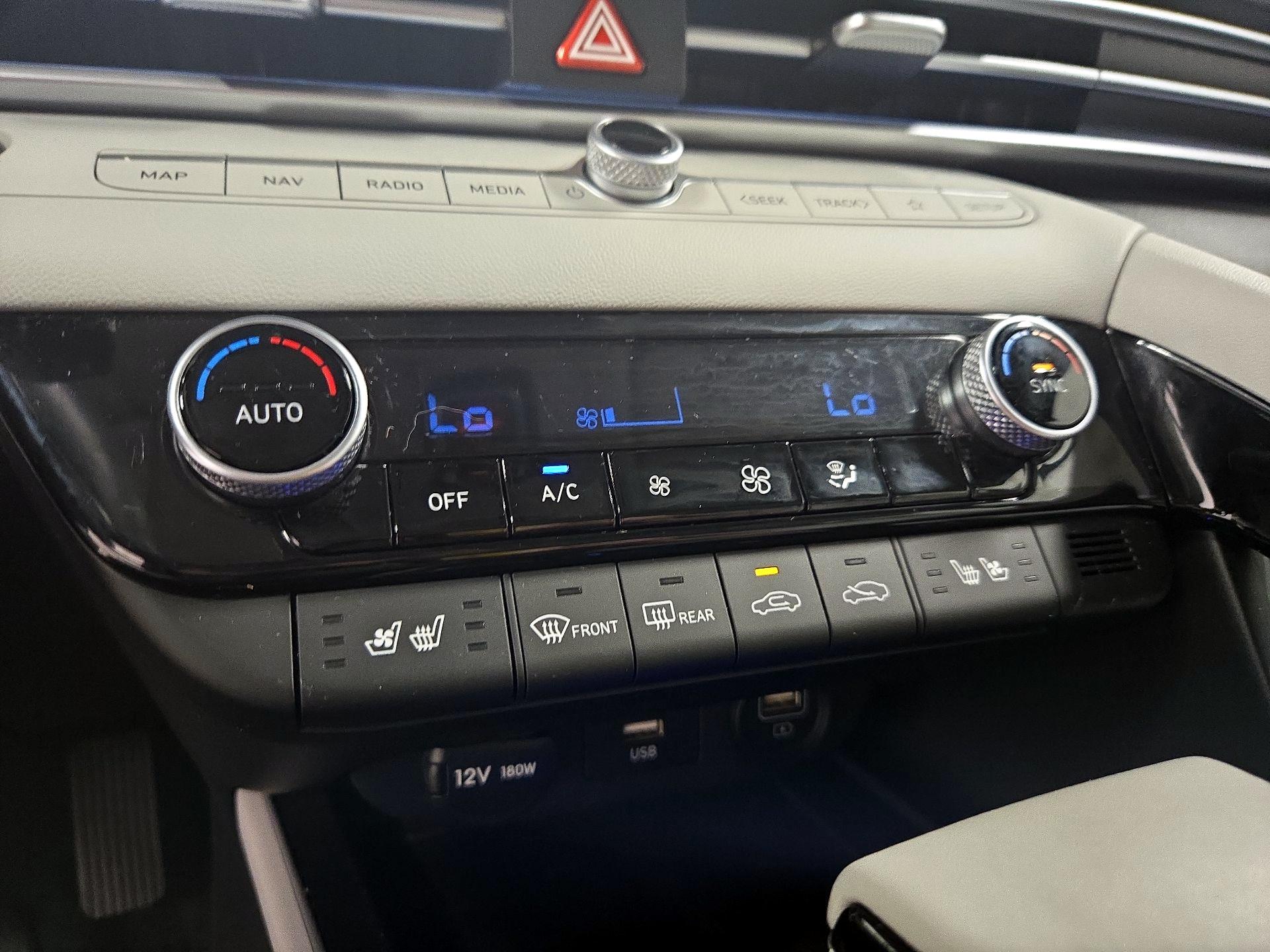 Thumbnail: 2023 Hyundai Elantra - 17