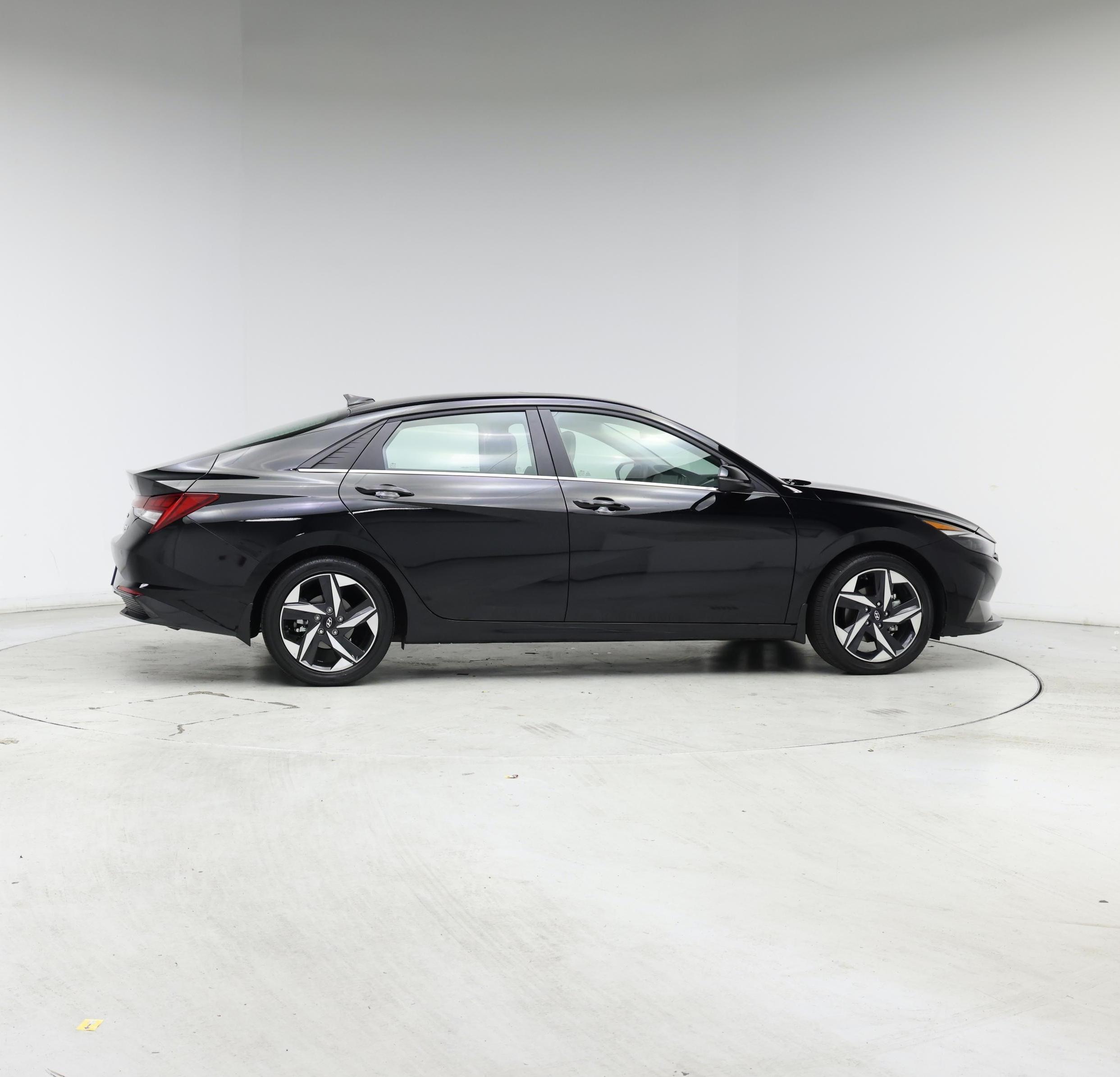 Thumbnail: 2023 Hyundai Elantra - 7