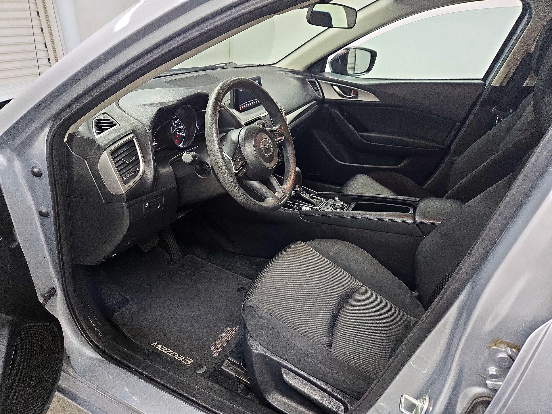 Thumbnail: 2018 Mazda Mazda3 - 11