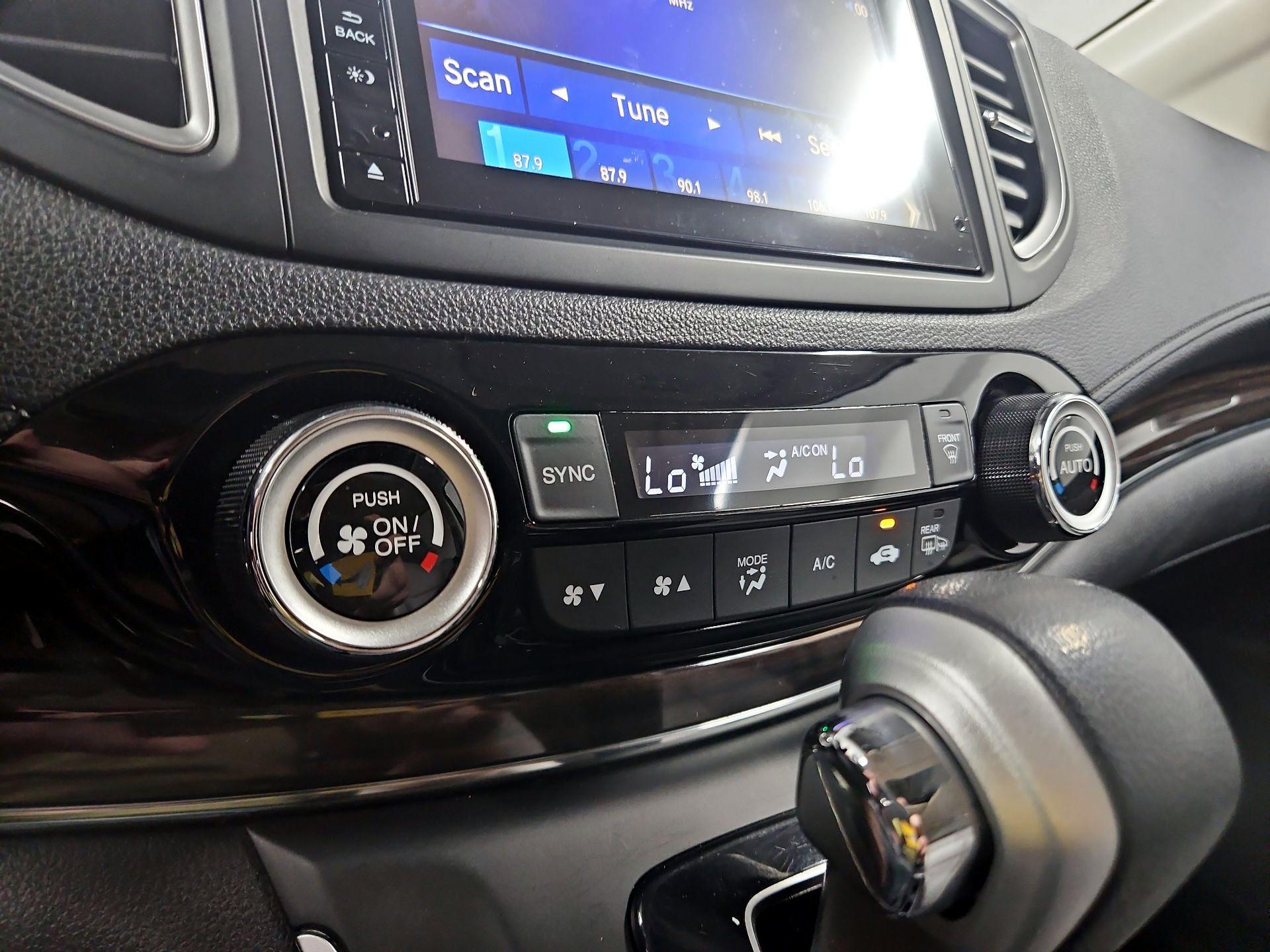 Thumbnail: 2015 Honda CR-V - 16