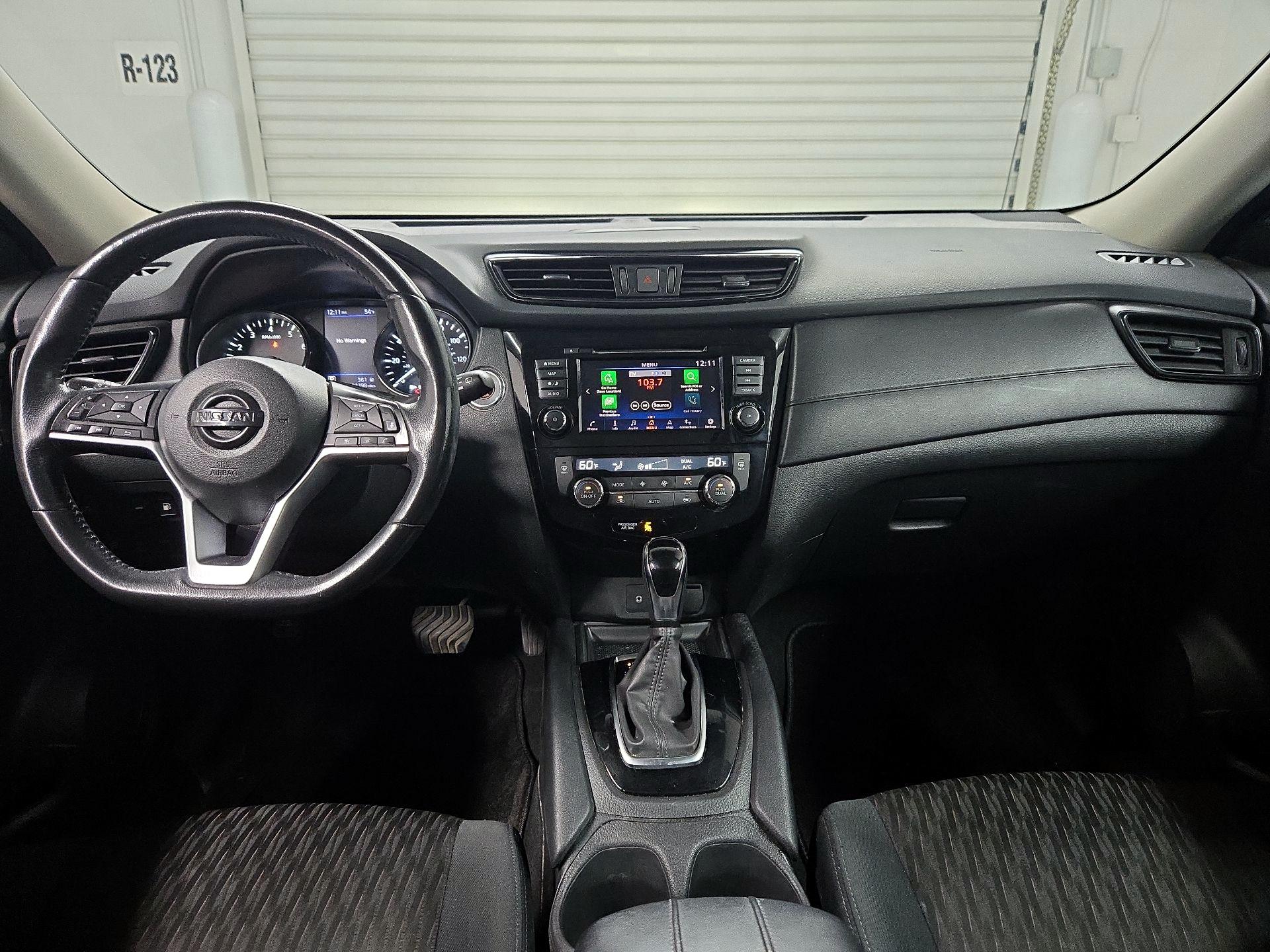 Thumbnail: 2018 Nissan Rogue - 9