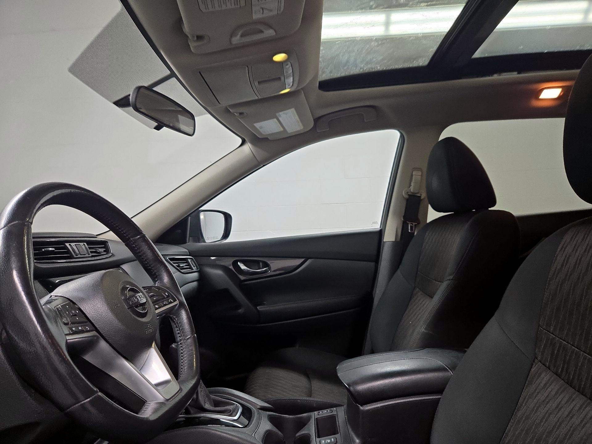 Thumbnail: 2018 Nissan Rogue - 20