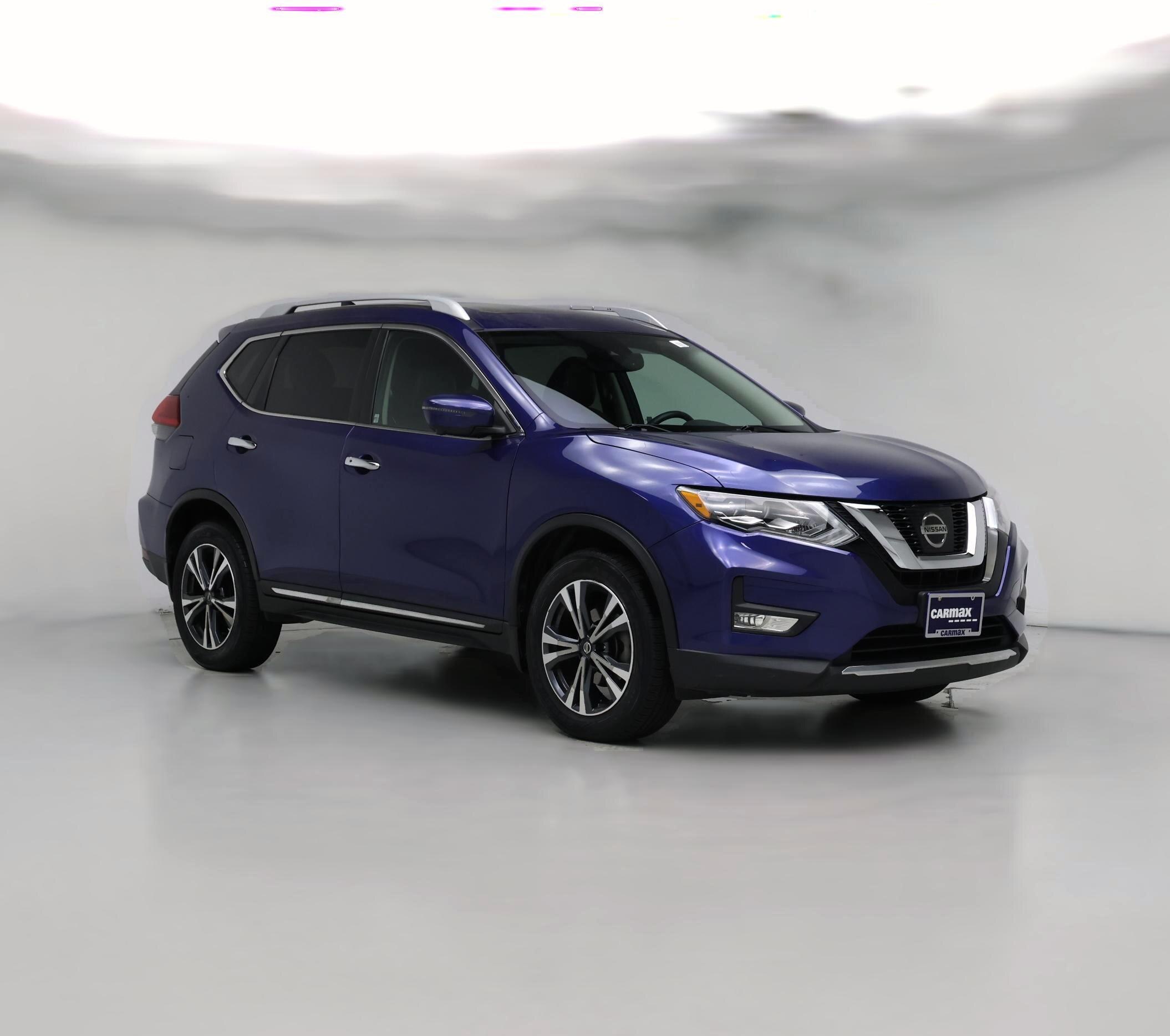 Thumbnail: 2017 Nissan Rogue - 1