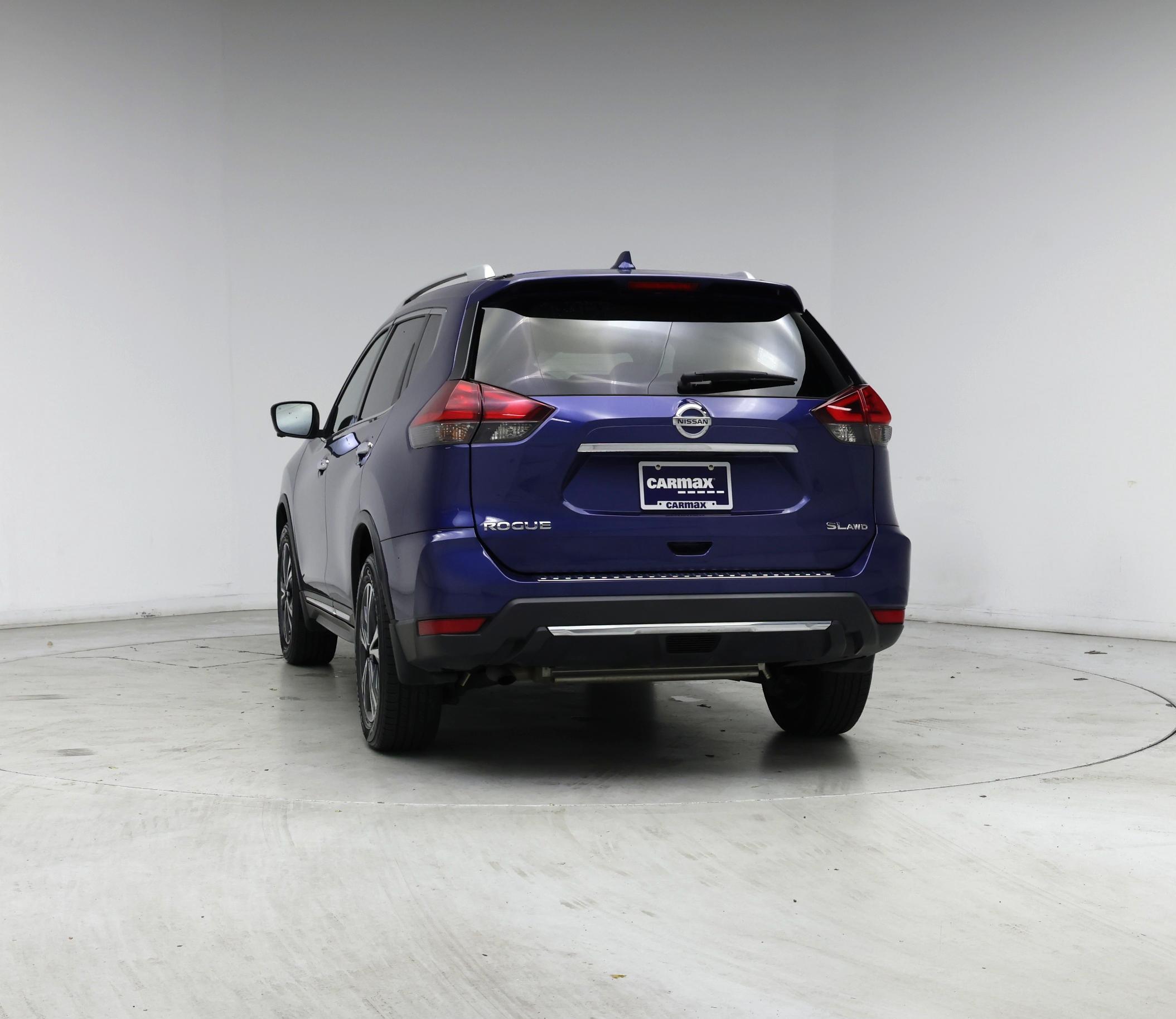 Thumbnail: 2017 Nissan Rogue - 6