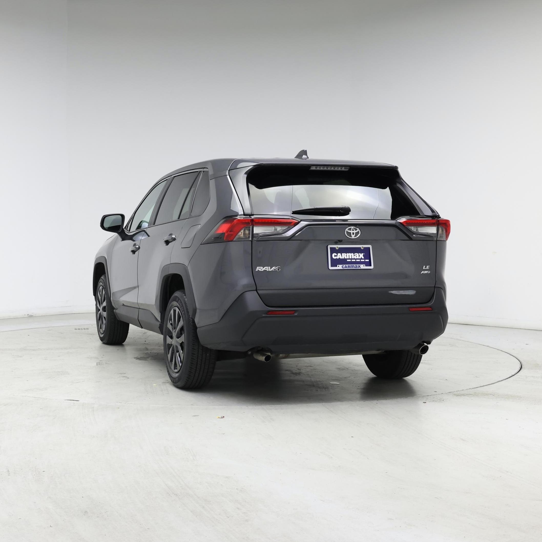 Thumbnail: 2022 Toyota RAV4 - 6