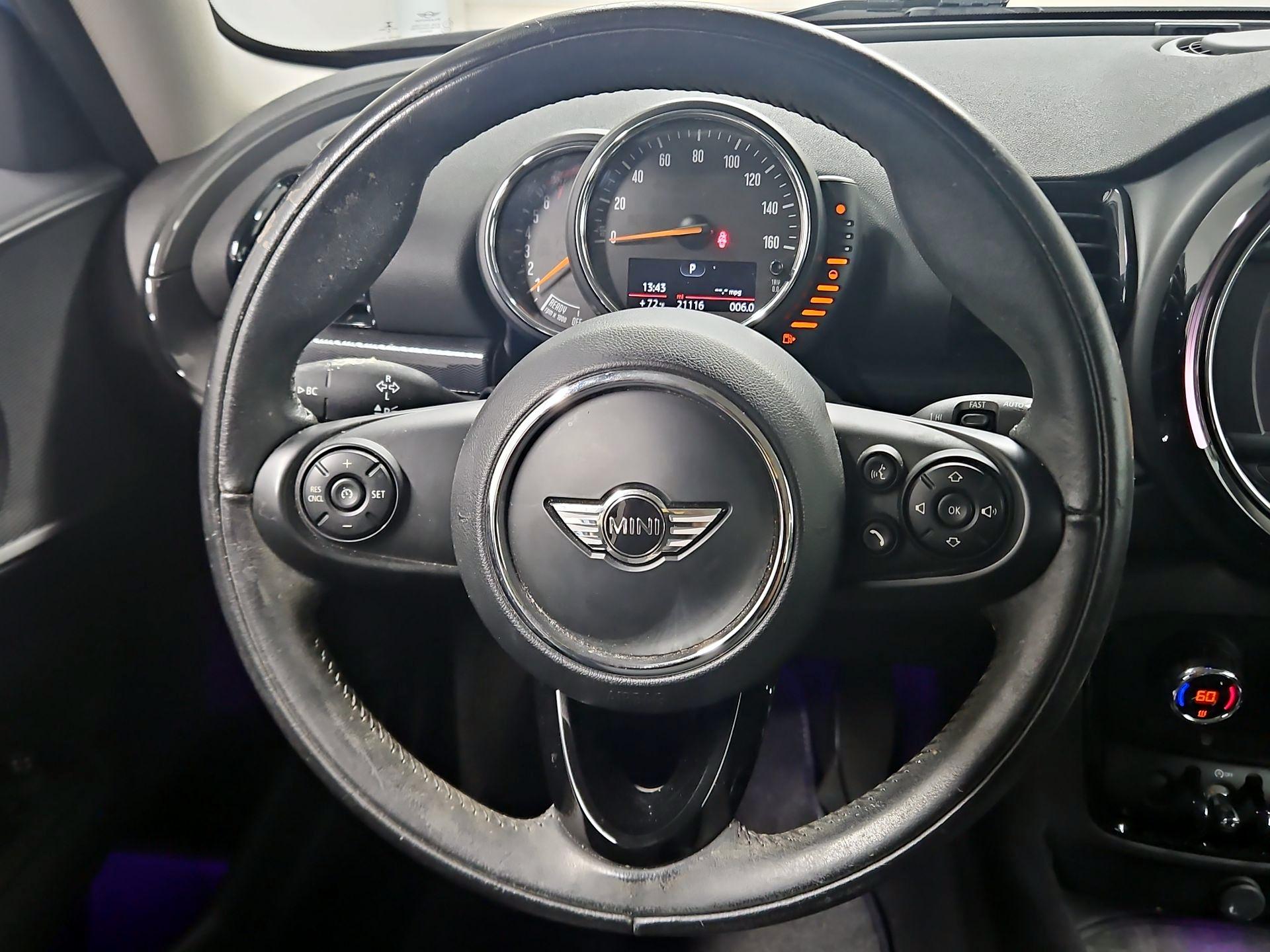 Thumbnail: 2017 MINI Cooper Clubman - 10