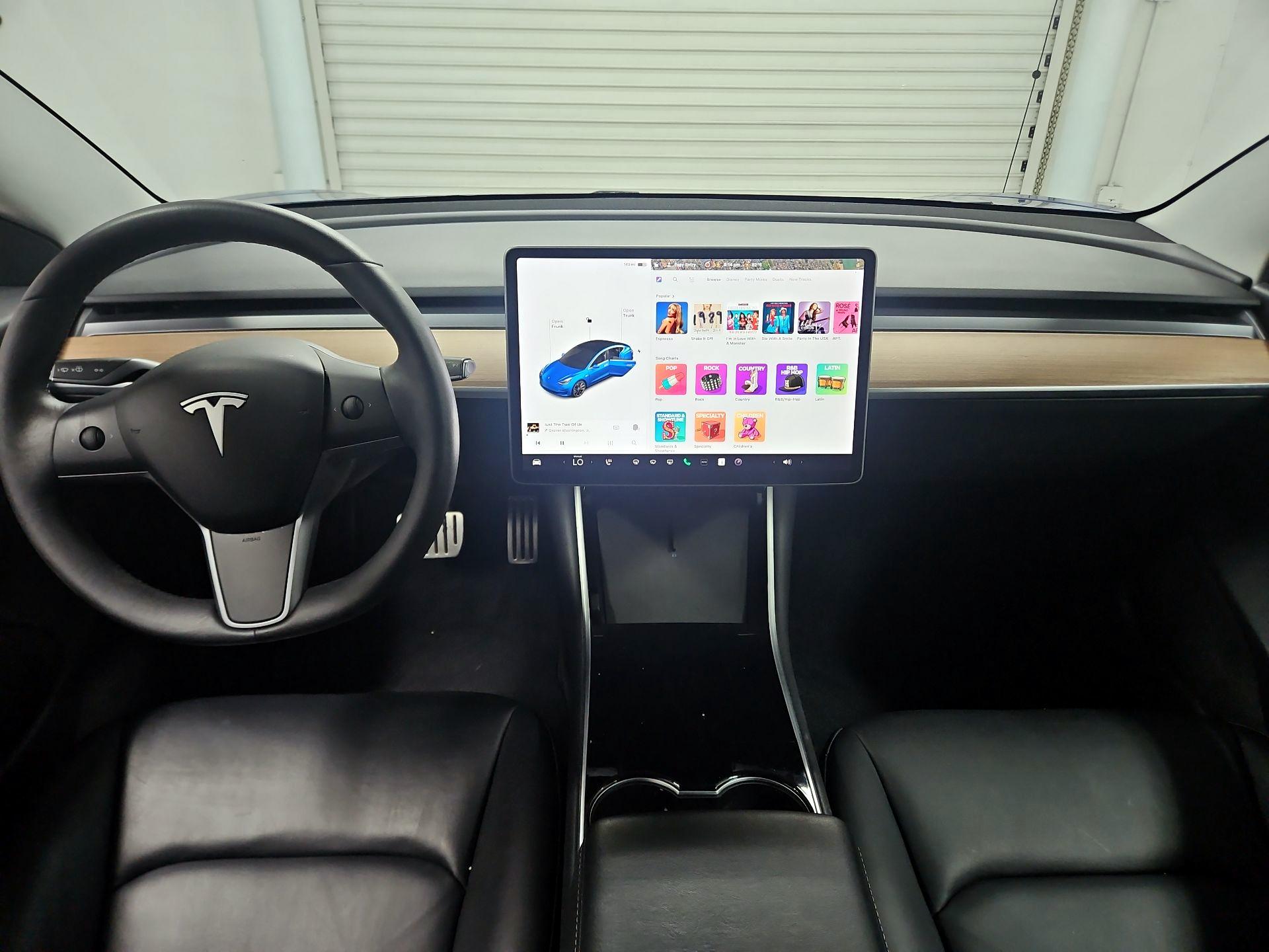 Thumbnail: 2020 Tesla Model 3 - 9