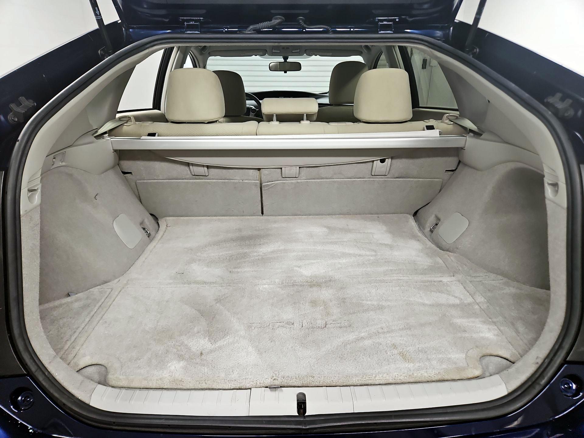 Thumbnail: 2014 Toyota Prius - 19