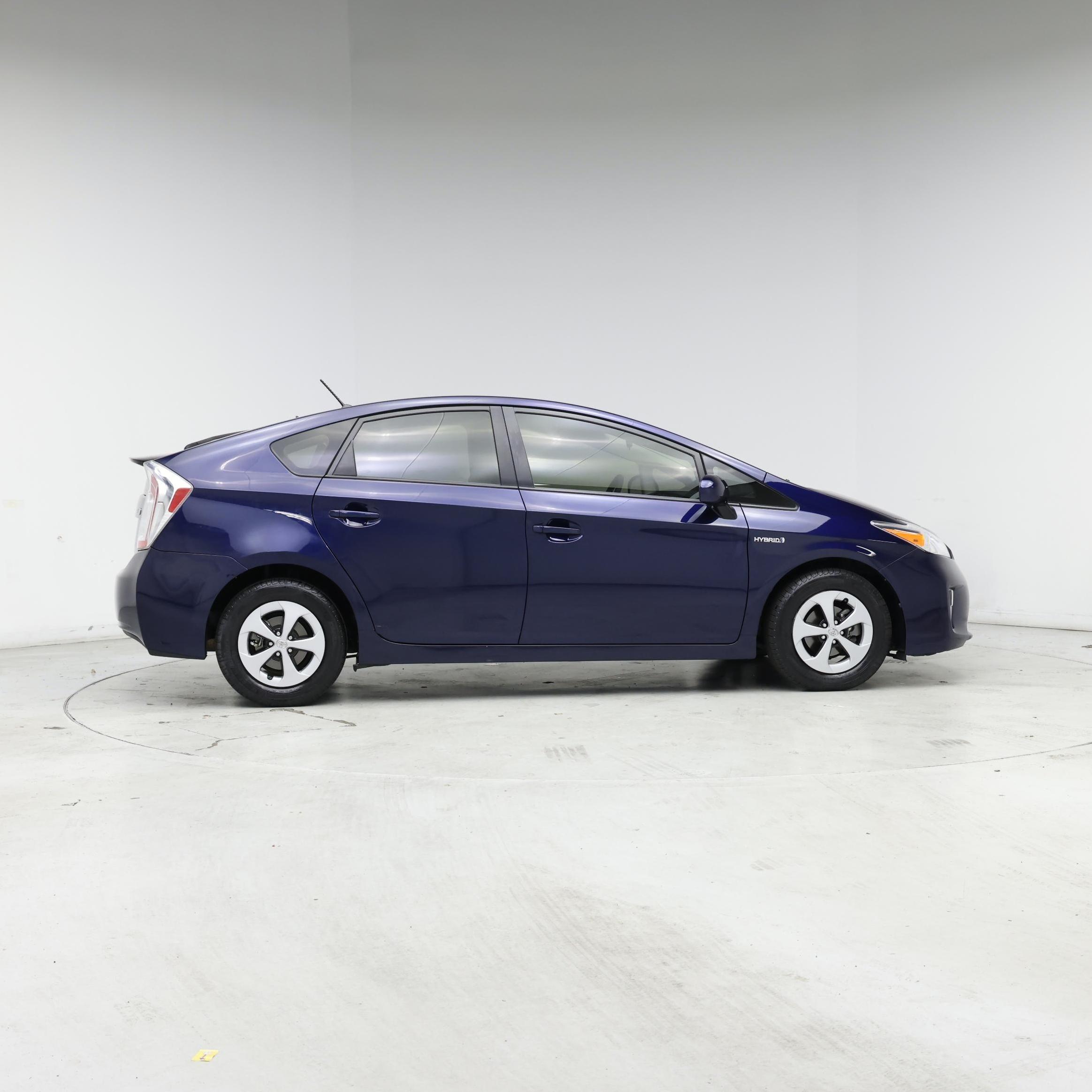 Thumbnail: 2014 Toyota Prius - 7